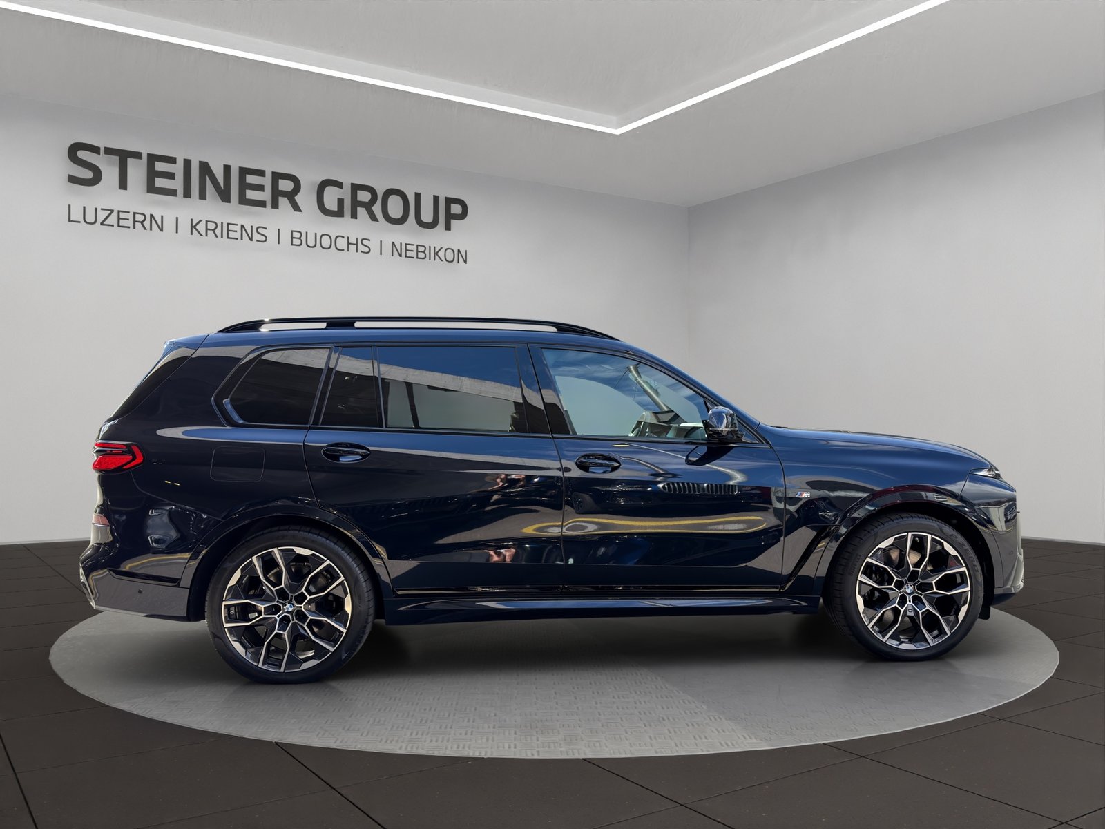 BMW X7 48V 40d M Sport Pro Steptronic, Hybride Leggero Diesel/Elettrica, Auto nuove, Automatico - 4