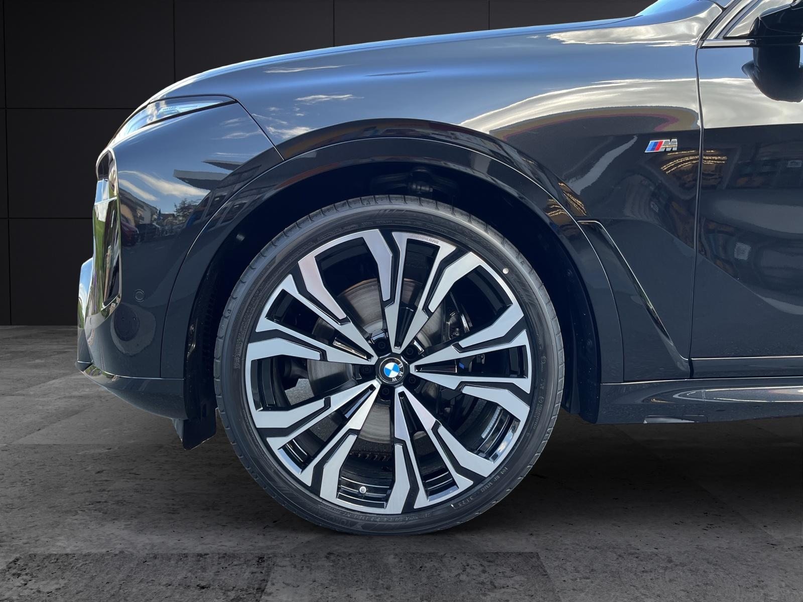 BMW X7 40d xDrive, Hybride Léger Diesel/Électricité, Voiture nouvelle, Automatique - 5