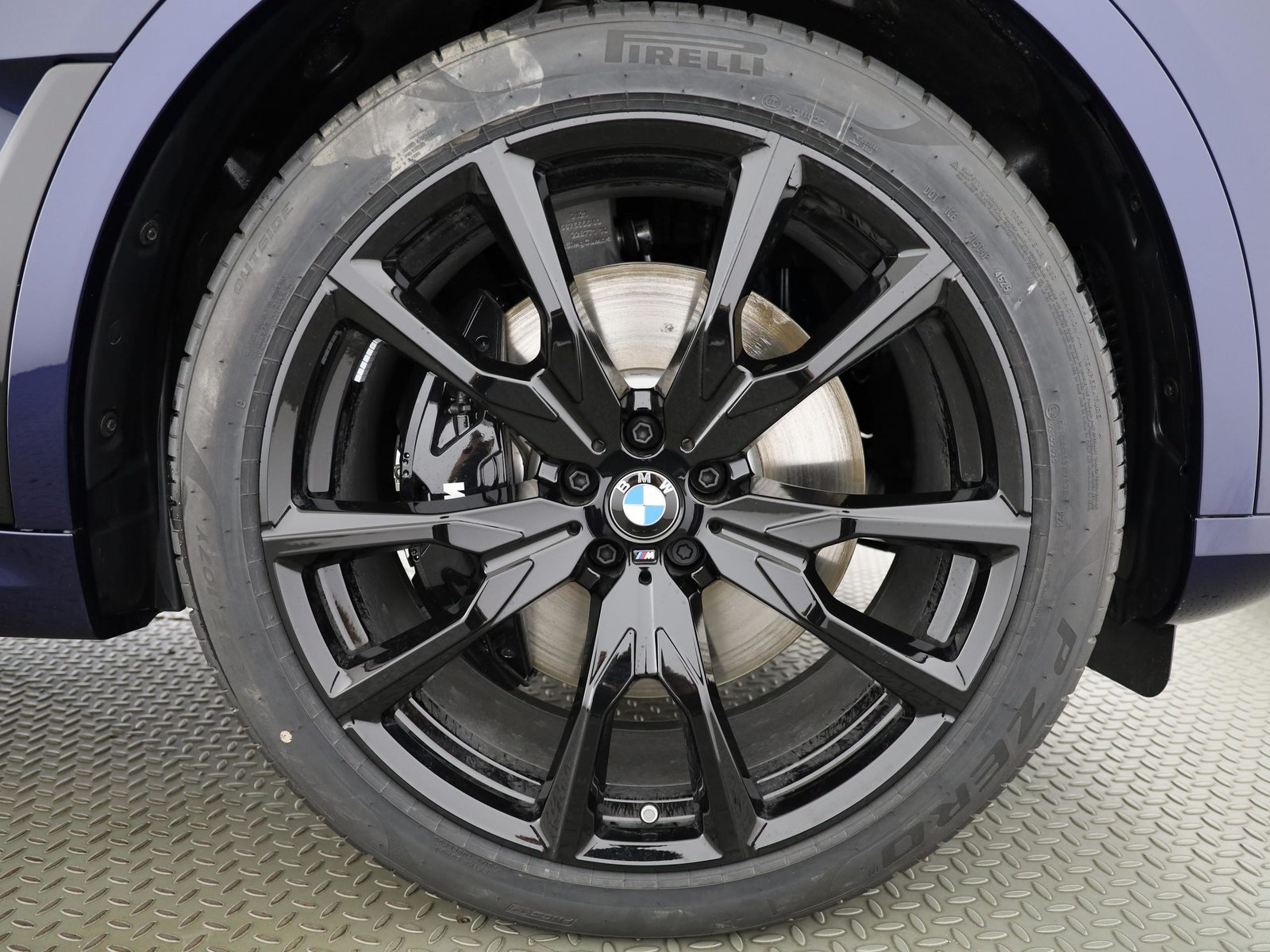 BMW X7 40d xDrive SAG, Mild-Hybrid Diesel/Electric, New car, Automatic - 4