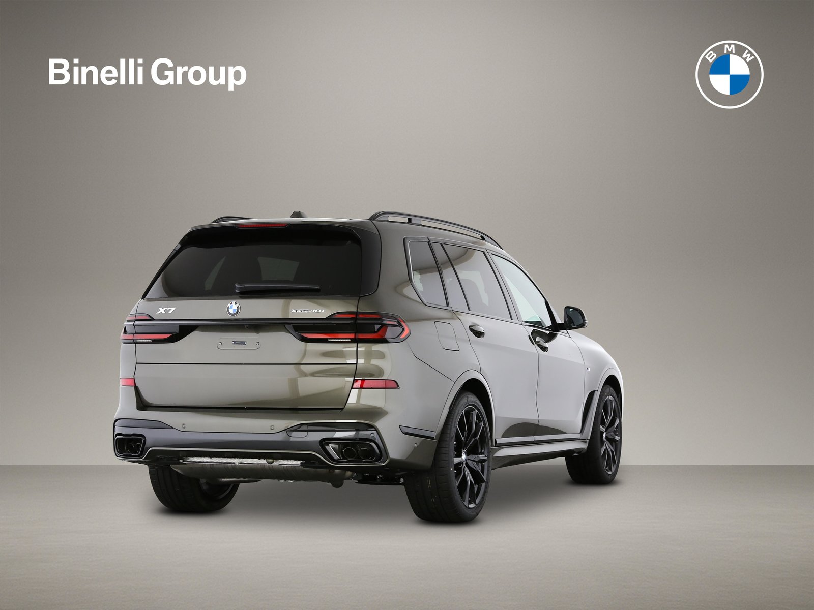 BMW X7 40i, Mild-Hybrid Petrol/Electric, New car, Automatic - 5