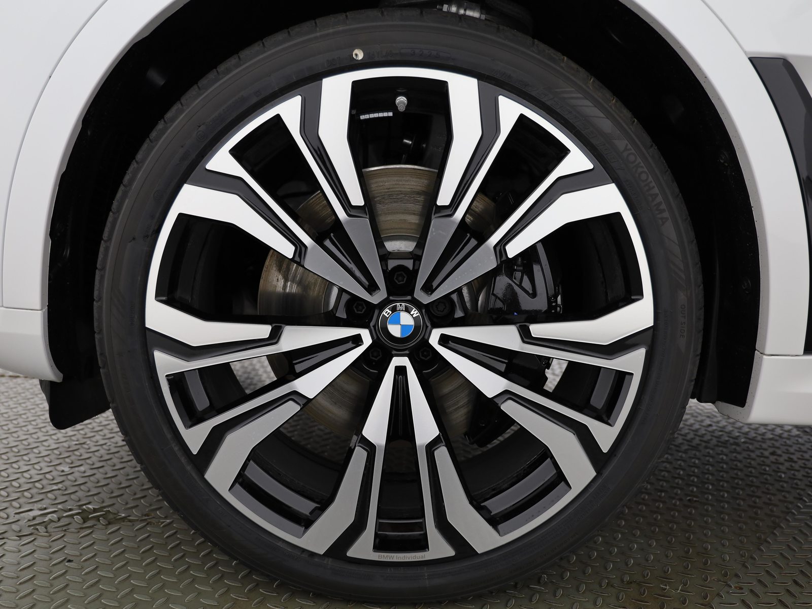 BMW X7 40i xDrive SAG, Mild-Hybrid Benzin/Elektro, Neuwagen, Automatik - 7