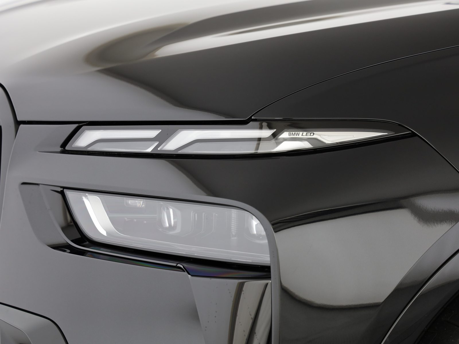 BMW X7 40d xDrive SAG, Mild-Hybrid Diesel/Elektro, Neuwagen, Automatik - 6