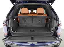 BMW X7 40i, Mild-Hybrid Petrol/Electric, New car, Automatic - 7