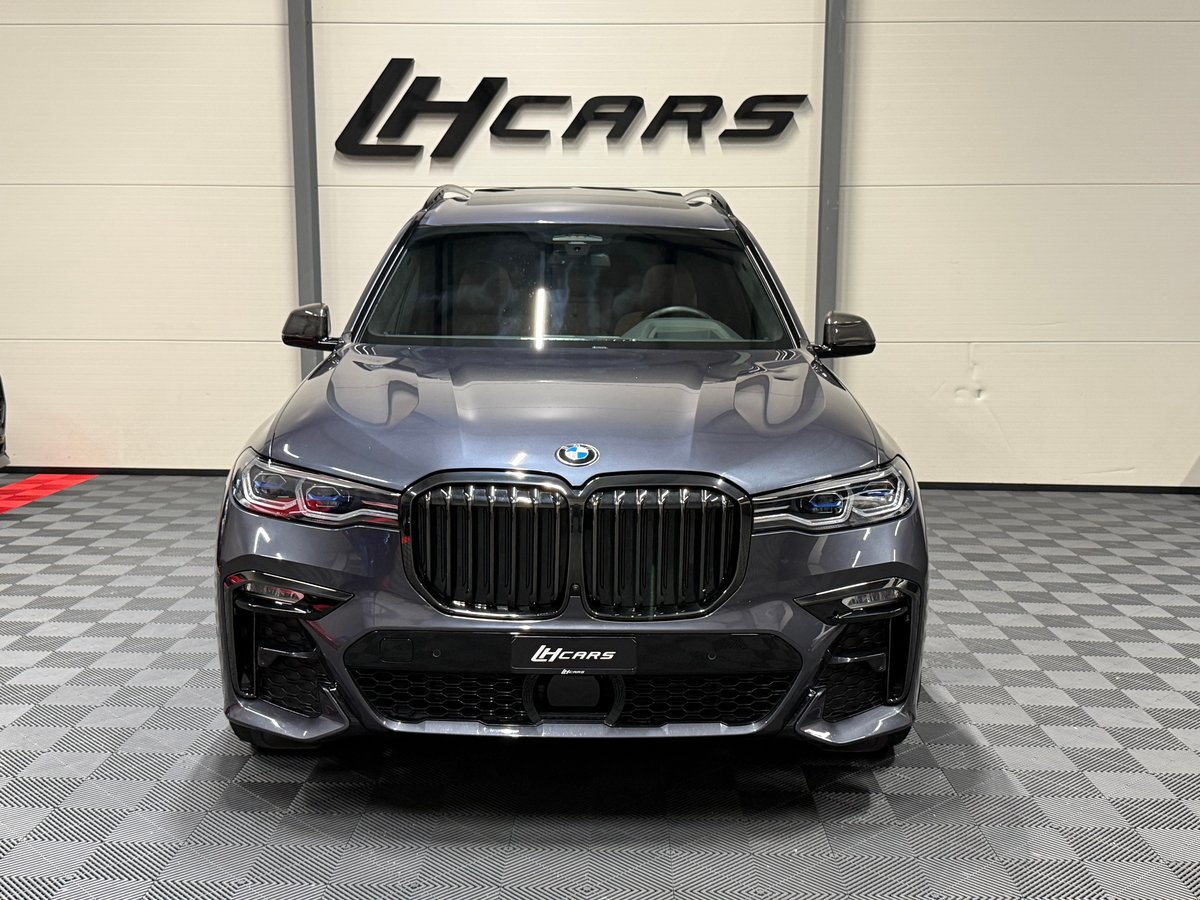BMW X7 40i SAG, Mild-Hybrid Petrol/Electric, Second hand / Used, Automatic - 7