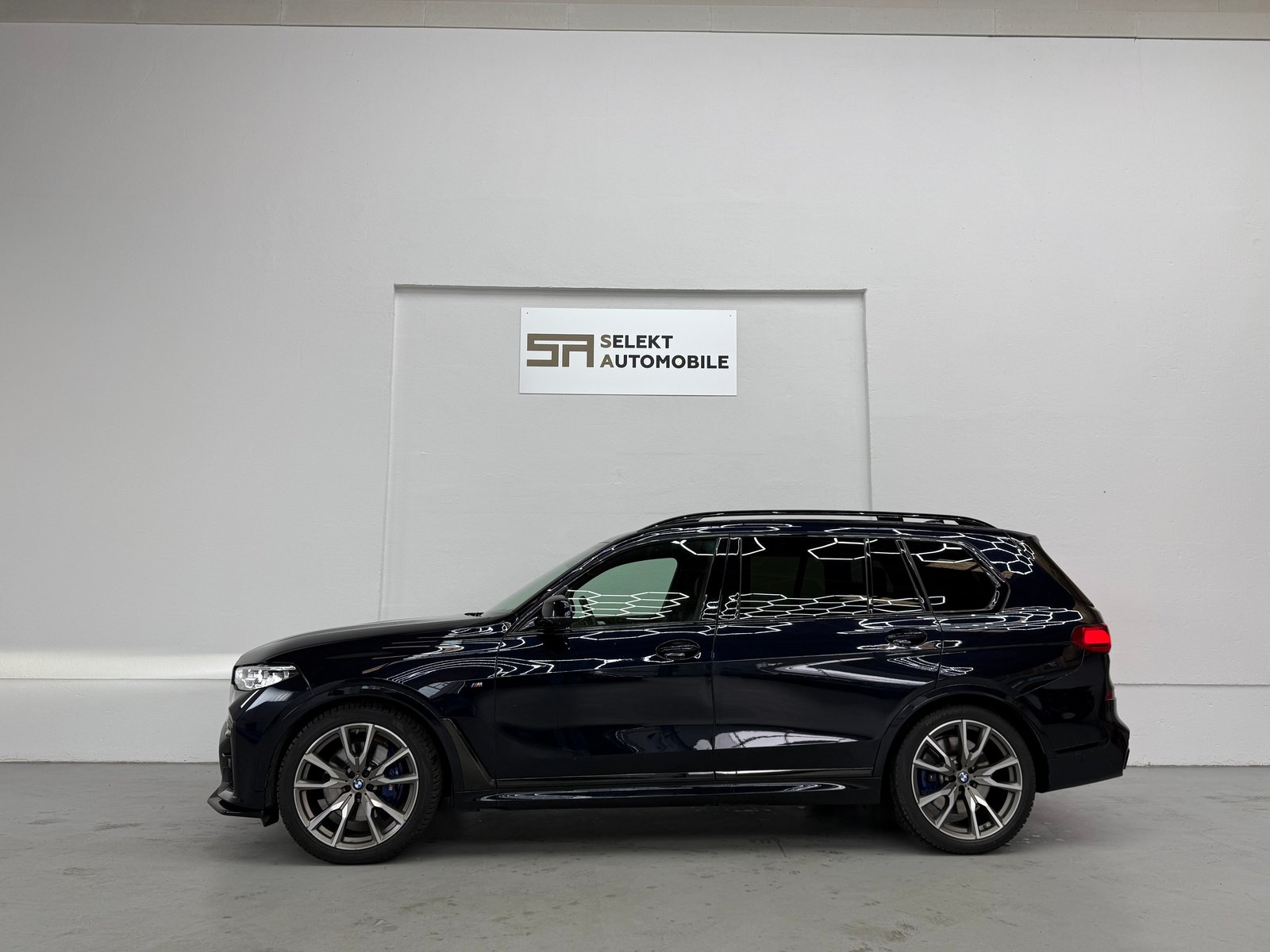 BMW X7 M50i Steptronic, Petrol, Second hand / Used, Automatic - 4