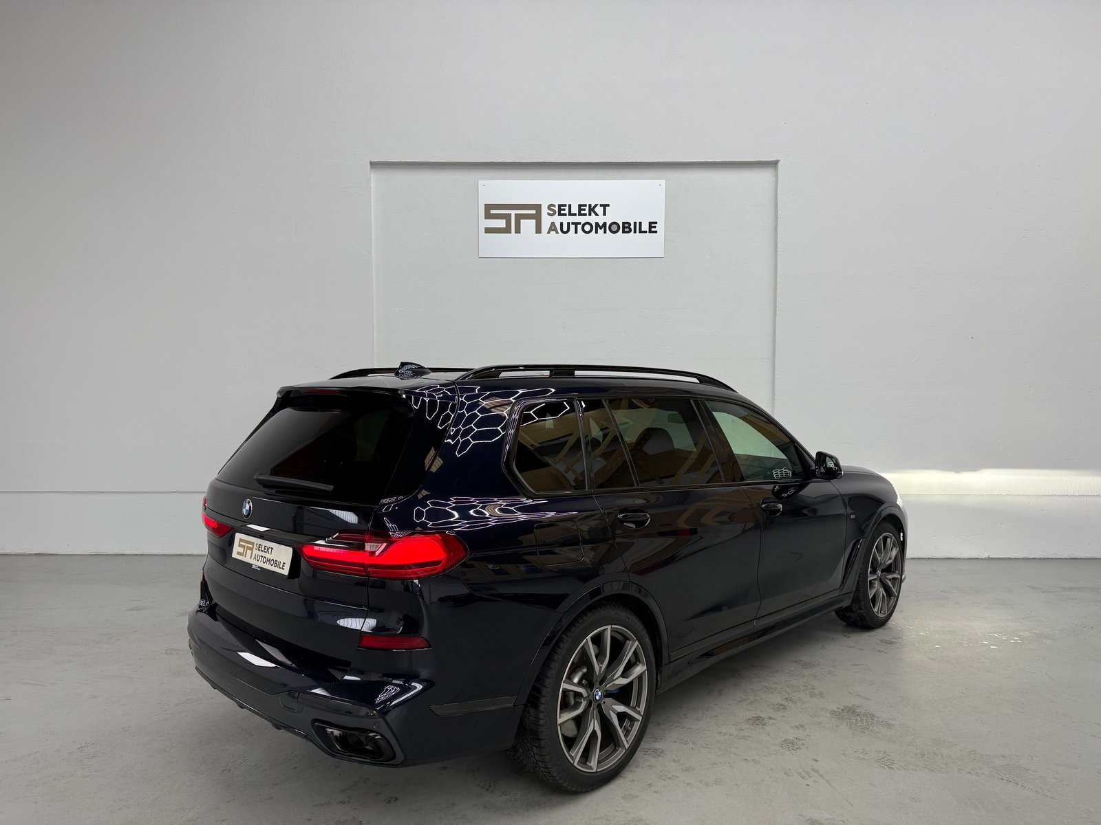 BMW X7 M50i Steptronic, Petrol, Second hand / Used, Automatic - 6