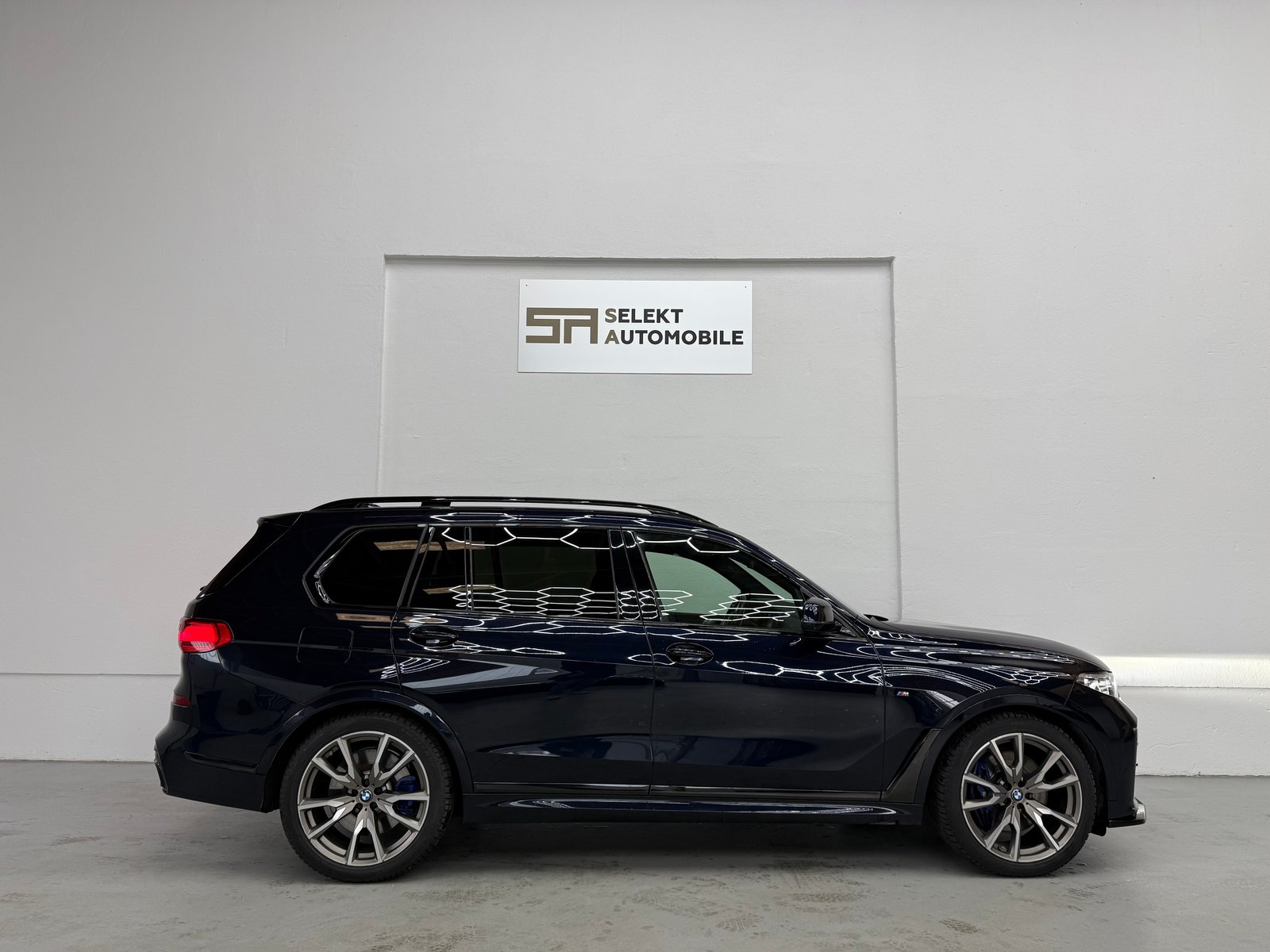 BMW X7 M50i Steptronic, Petrol, Second hand / Used, Automatic - 7