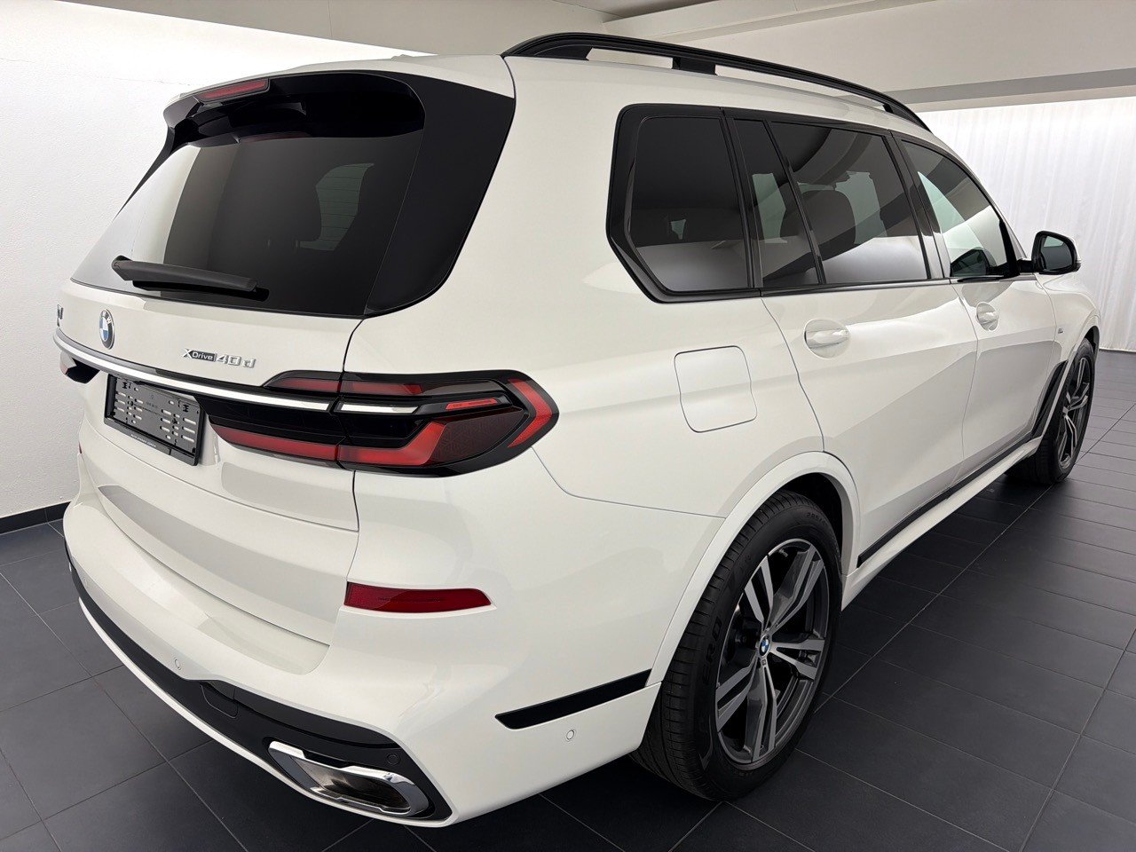 BMW X7 xDr 48V 40d M Sport, Mild-Hybrid Diesel/Elektro, Occasion / Gebraucht, Automatik - 3