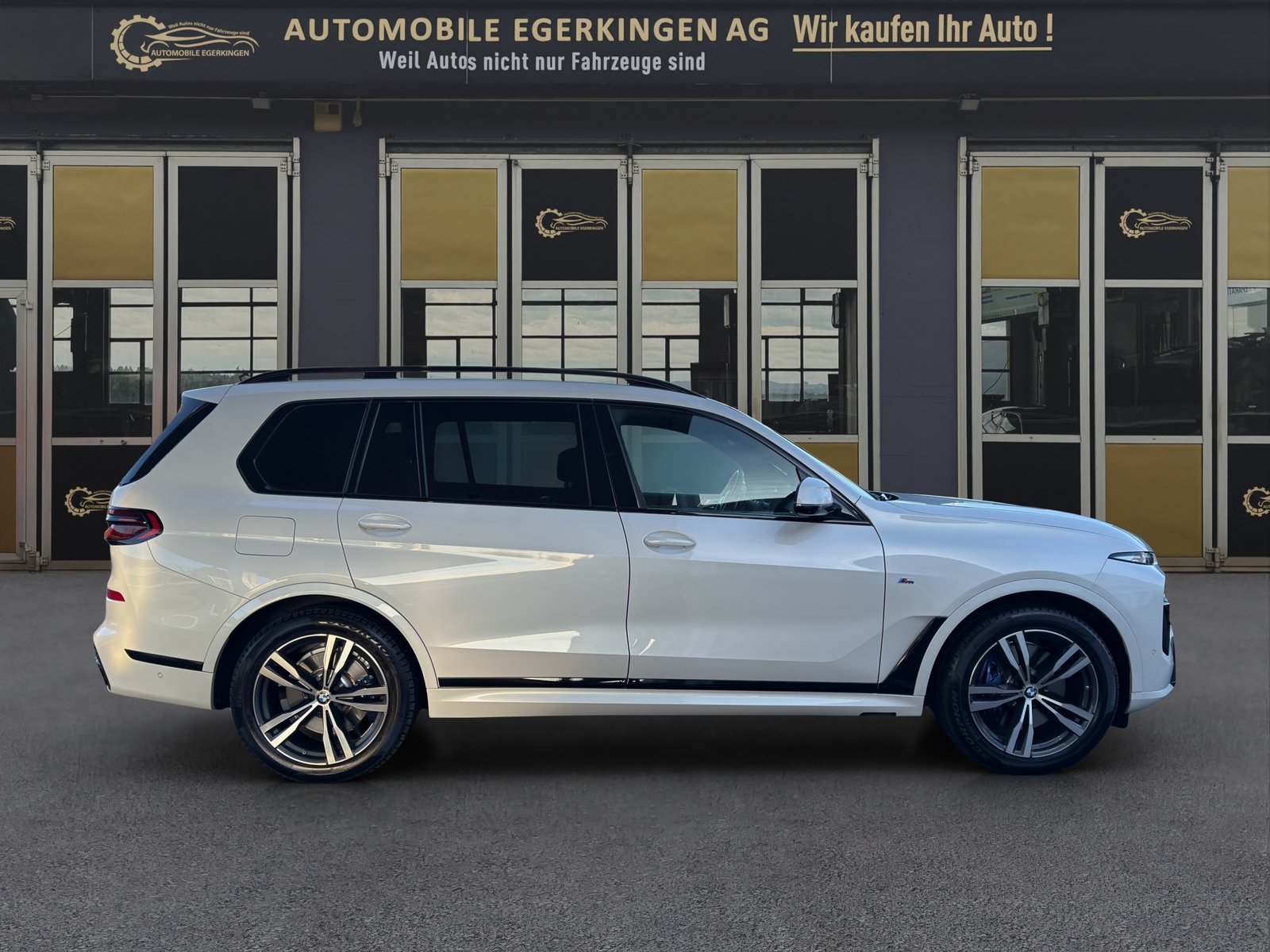 BMW X7 48V 40d M Sport Pro Steptronic, Hybride Léger Diesel/Électricité, Occasion / Utilisé, Automatique - 4