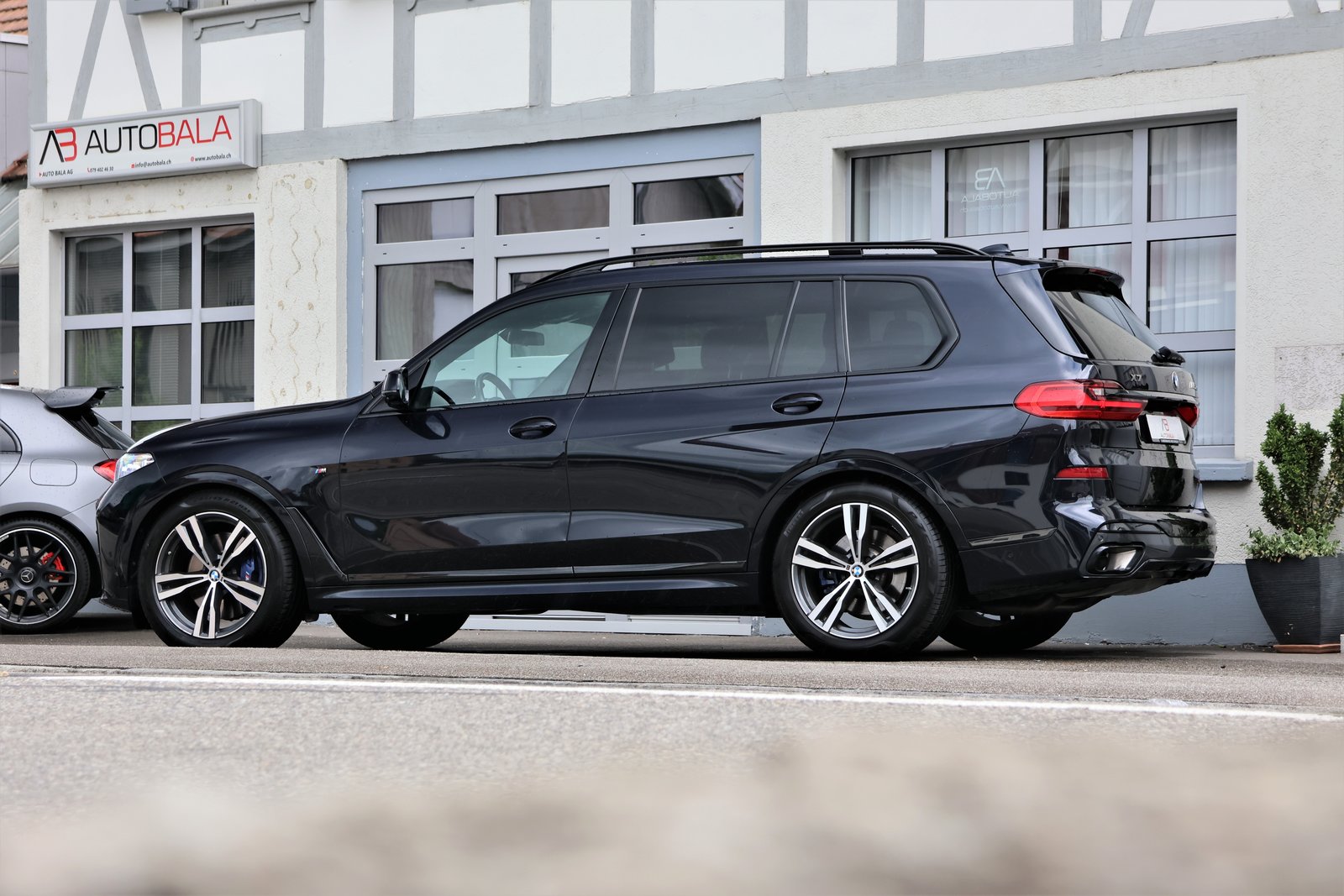 BMW X7 M50d Steptronic 7Plätzer + 3.5T AHK, Diesel, Occasioni / Usate, Automatico - 4
