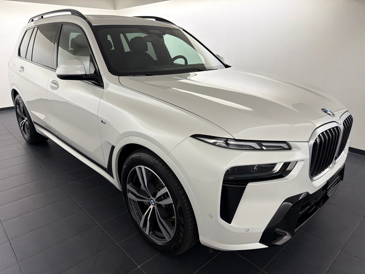 BMW X7 xDr 48V 40d M Sport, Mild-Hybrid Diesel/Electric, Second hand / Used, Automatic - 4