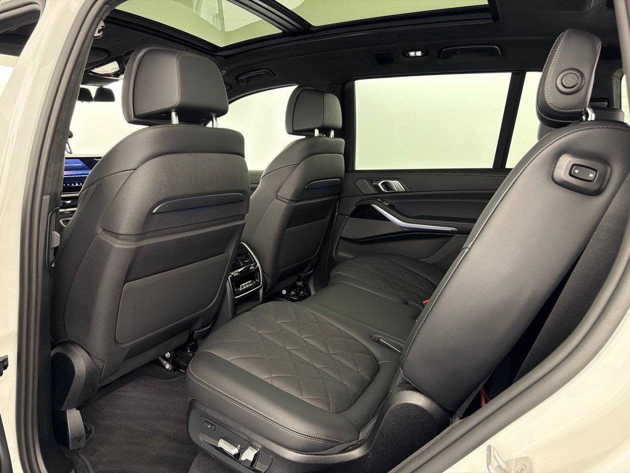 BMW X7 xDr 48V 40d M Sport, Mild-Hybrid Diesel/Electric, Second hand / Used, Automatic - 6