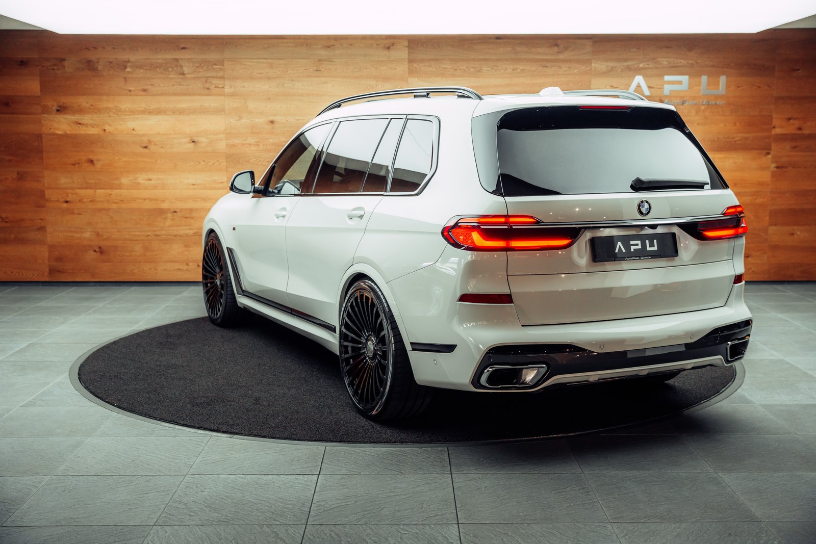 BMW X7 40d 48V Steptronic M Sport Alpinweiss, Mild-Hybrid Diesel/Elektro, Occasion / Gebraucht, Automatik - 3