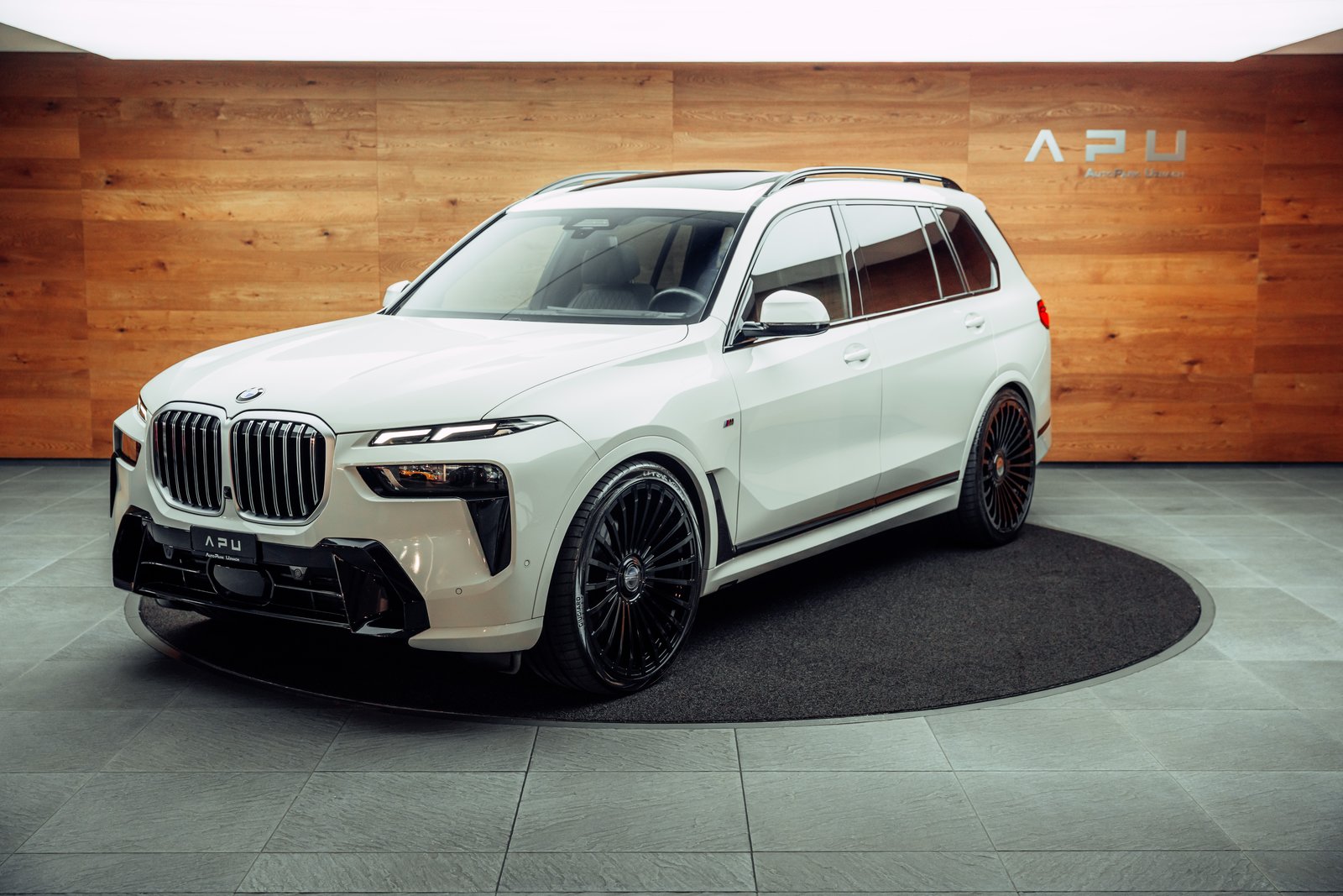 BMW X7 40d 48V Steptronic M Sport Alpinweiss, Mild-Hybrid Diesel/Elektro, Occasion / Gebraucht, Automatik - 4
