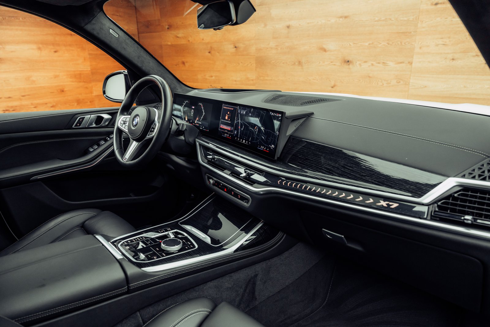 BMW X7 40d 48V Steptronic M Sport Alpinweiss, Mild-Hybrid Diesel/Elektro, Occasion / Gebraucht, Automatik - 7