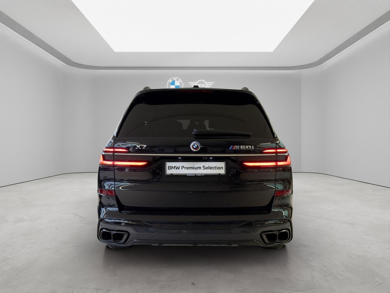 BMW X7 M60i, Mild-Hybrid Petrol/Electric, Second hand / Used, Automatic - 4