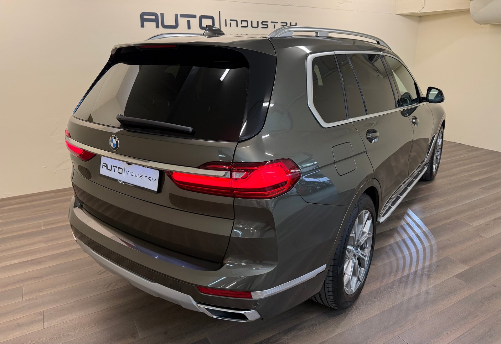 BMW X7 48V 40i Steptronic, Mild-Hybrid Petrol/Electric, Second hand / Used, Automatic - 5