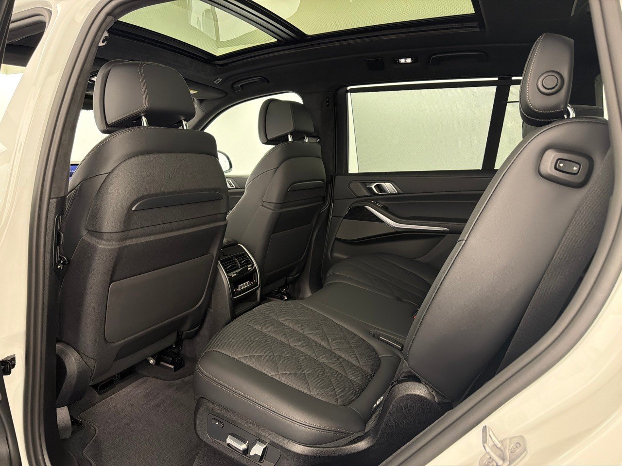 BMW X7 xDr 48V 40d M Sport, Mild-Hybrid Diesel/Electric, Second hand / Used, Automatic - 6