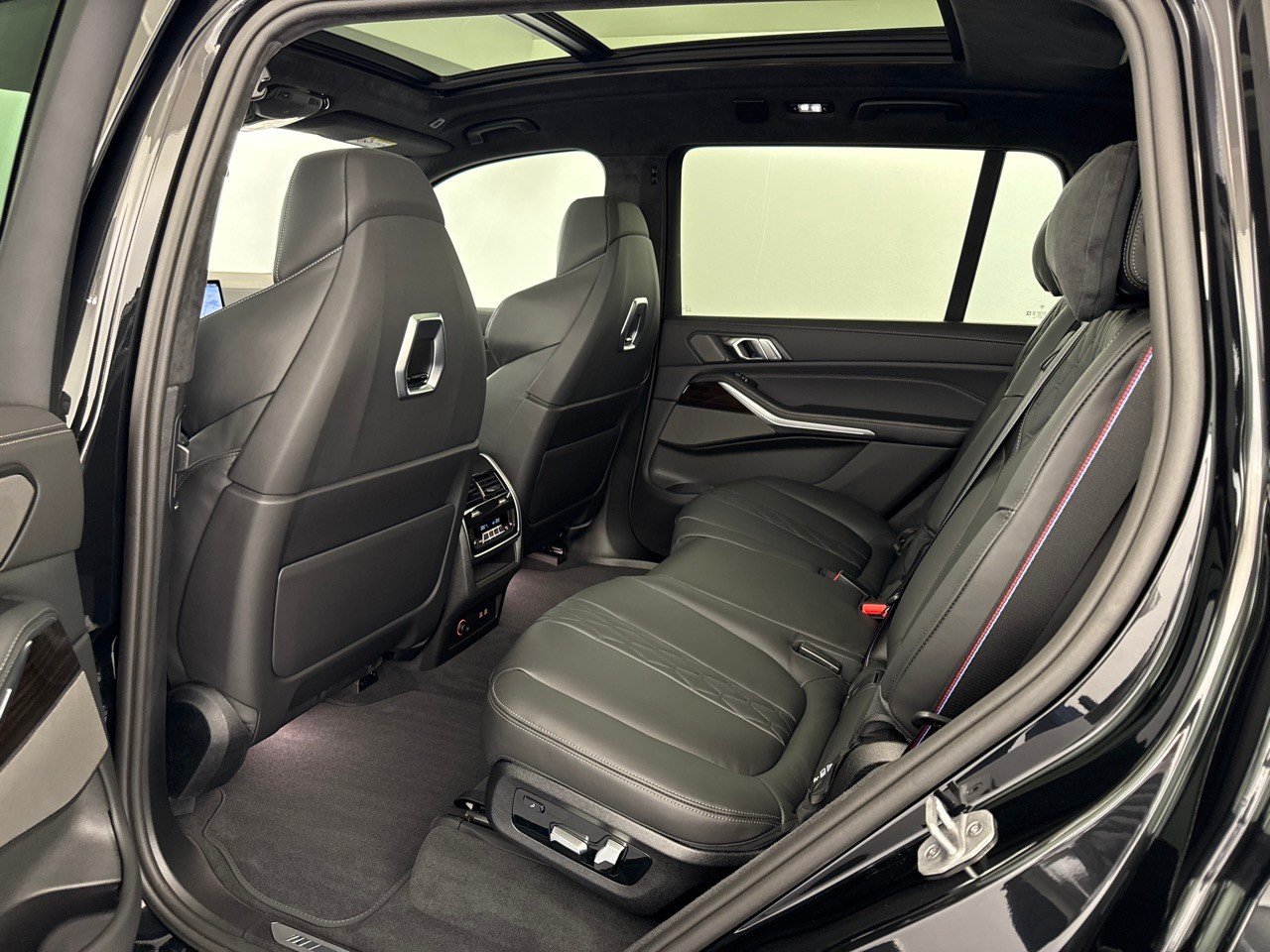 BMW X7 xDr 48 40d M Sport Pro ''AHK & Standheizung'', Mild-Hybrid Diesel/Electric, Second hand / Used, Automatic - 6