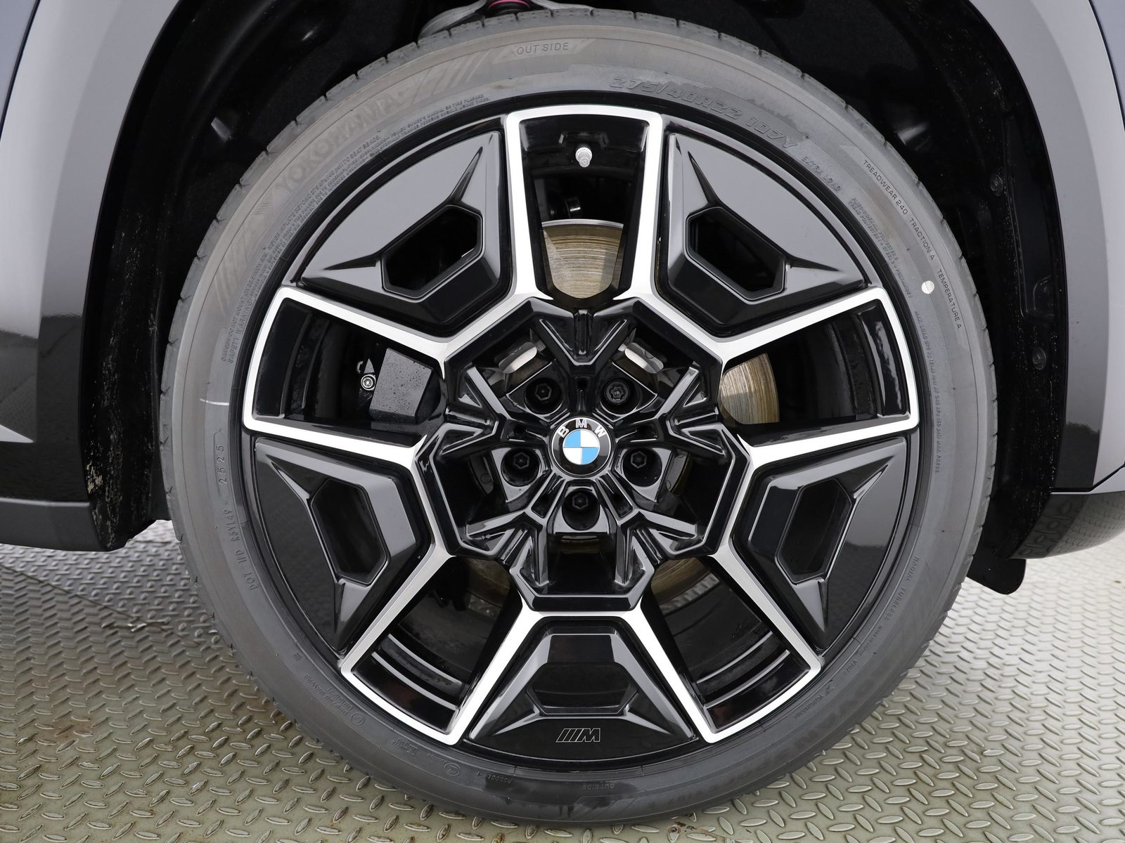 BMW XM 50e Plug-in Hybrid, Plug-in-Hybrid Benzina/Elettrica, Auto nuove, Automatico - 4