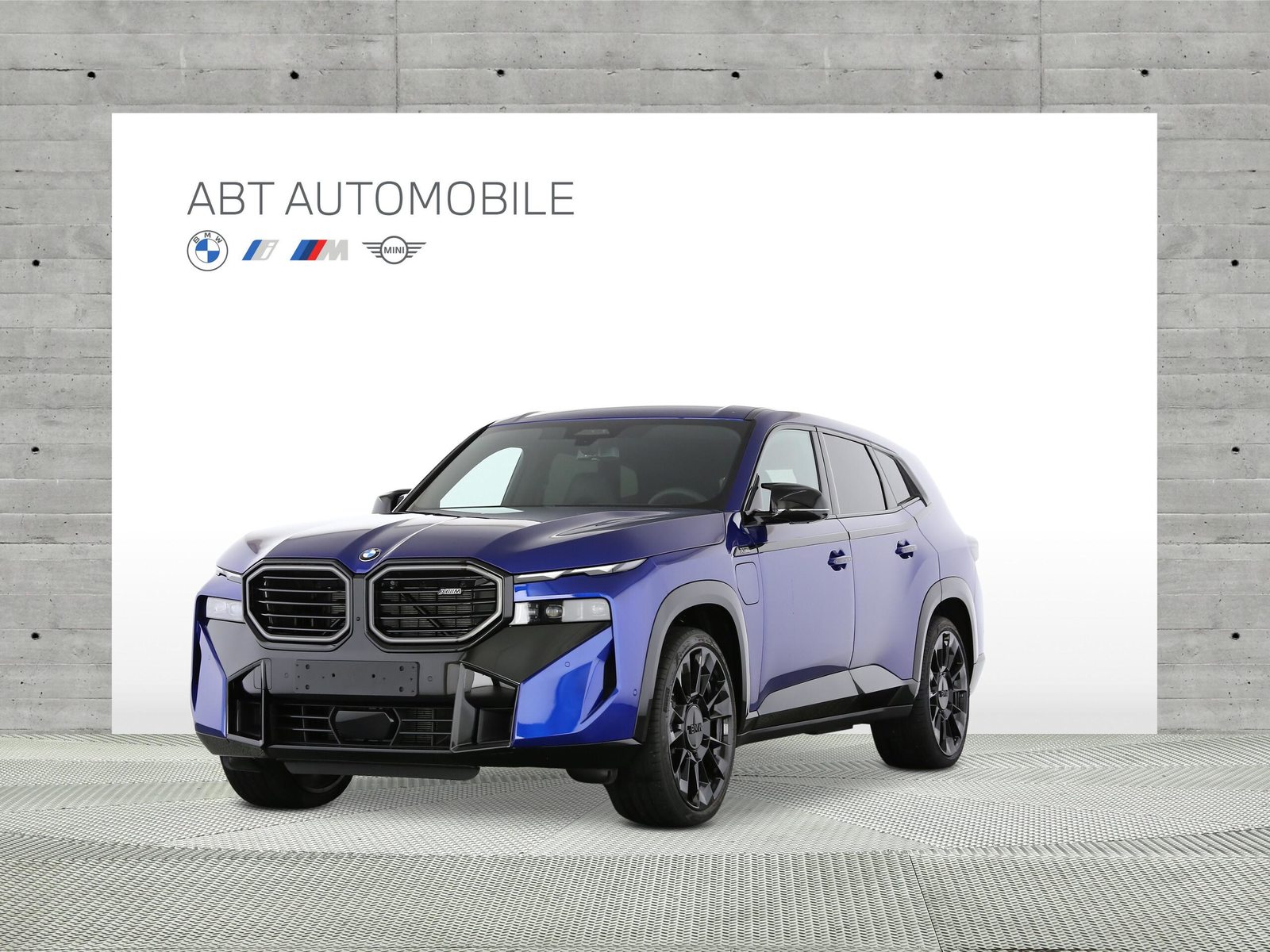 BMW XM 50e Plug-in Hybrid