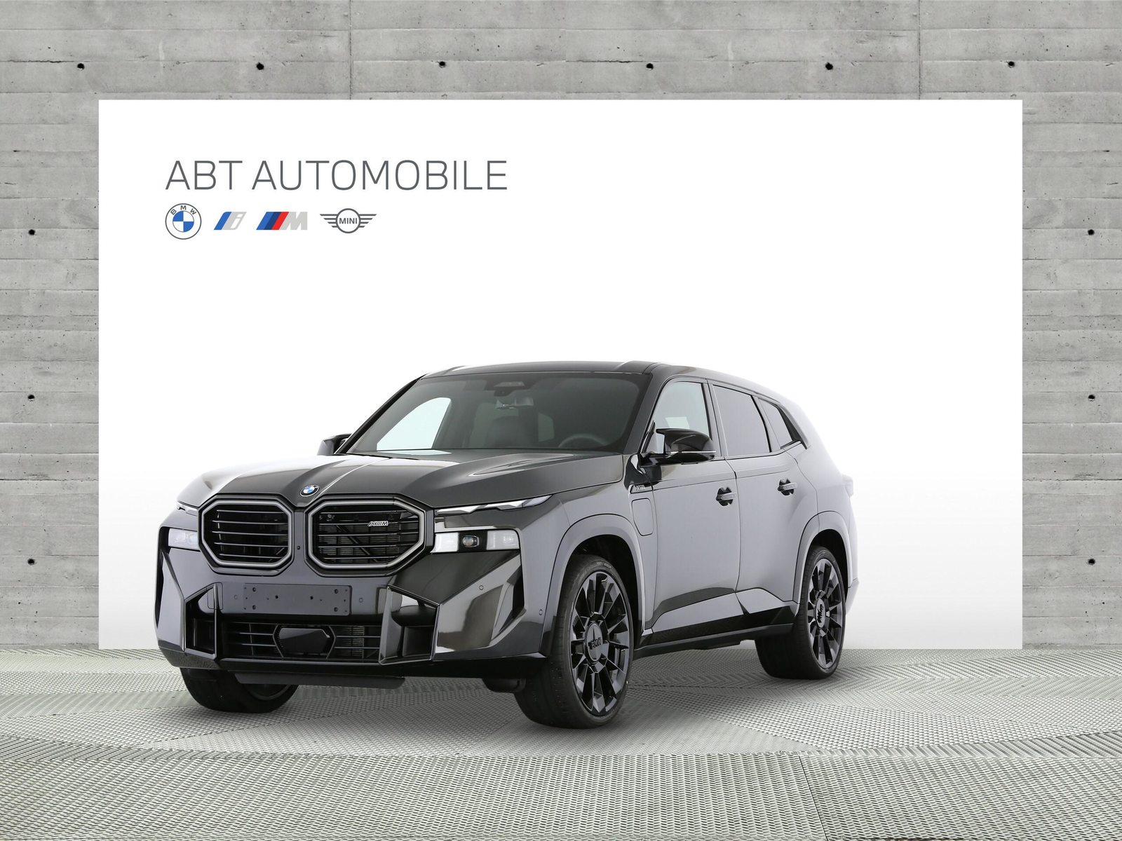 BMW XM 50e Plug-in Hybrid