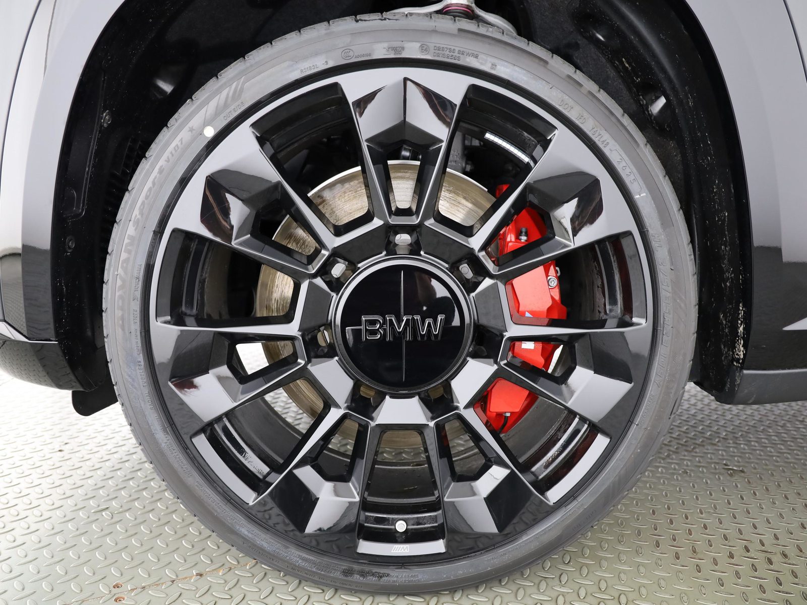 BMW XM 50e Plug-in Hybrid, Plug-in-Hybrid Benzin/Elektro, Neuwagen, Automatik - 4