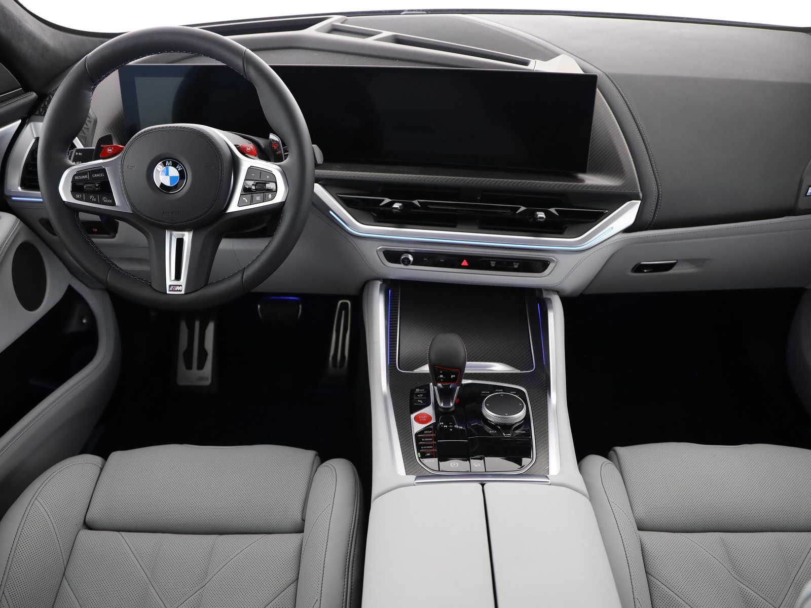 BMW XM 50e Plug-in Hybrid, Plug-in-Hybrid Benzin/Elektro, Neuwagen, Automatik - 6