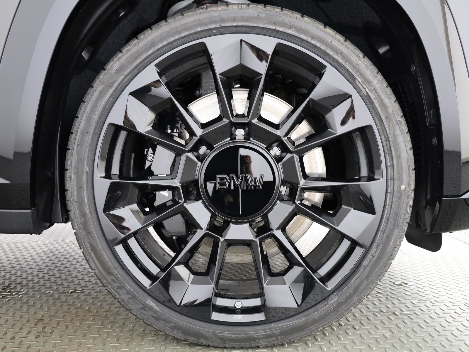 BMW XM 50e Plug-in Hybrid, Hybride Rechargeable Essence/Électricité, Voiture nouvelle, Automatique - 7