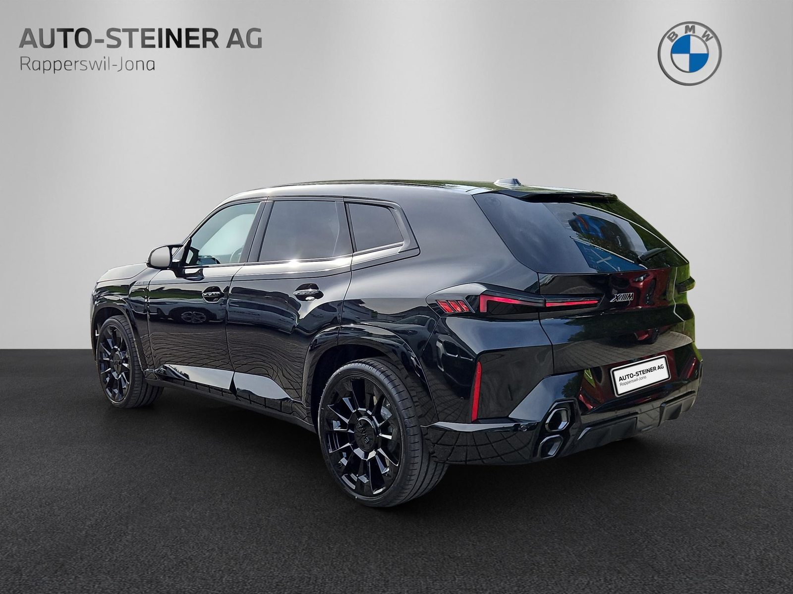 BMW XM 50e Plug-in Hybrid, Plug-in-Hybrid Petrol/Electric, New car, Automatic - 3
