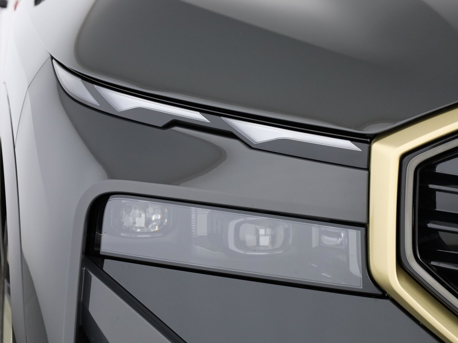 BMW XM Label Plug-in Hybrid, Plug-in-Hybrid Benzin/Elektro, Neuwagen, Automatik - 6