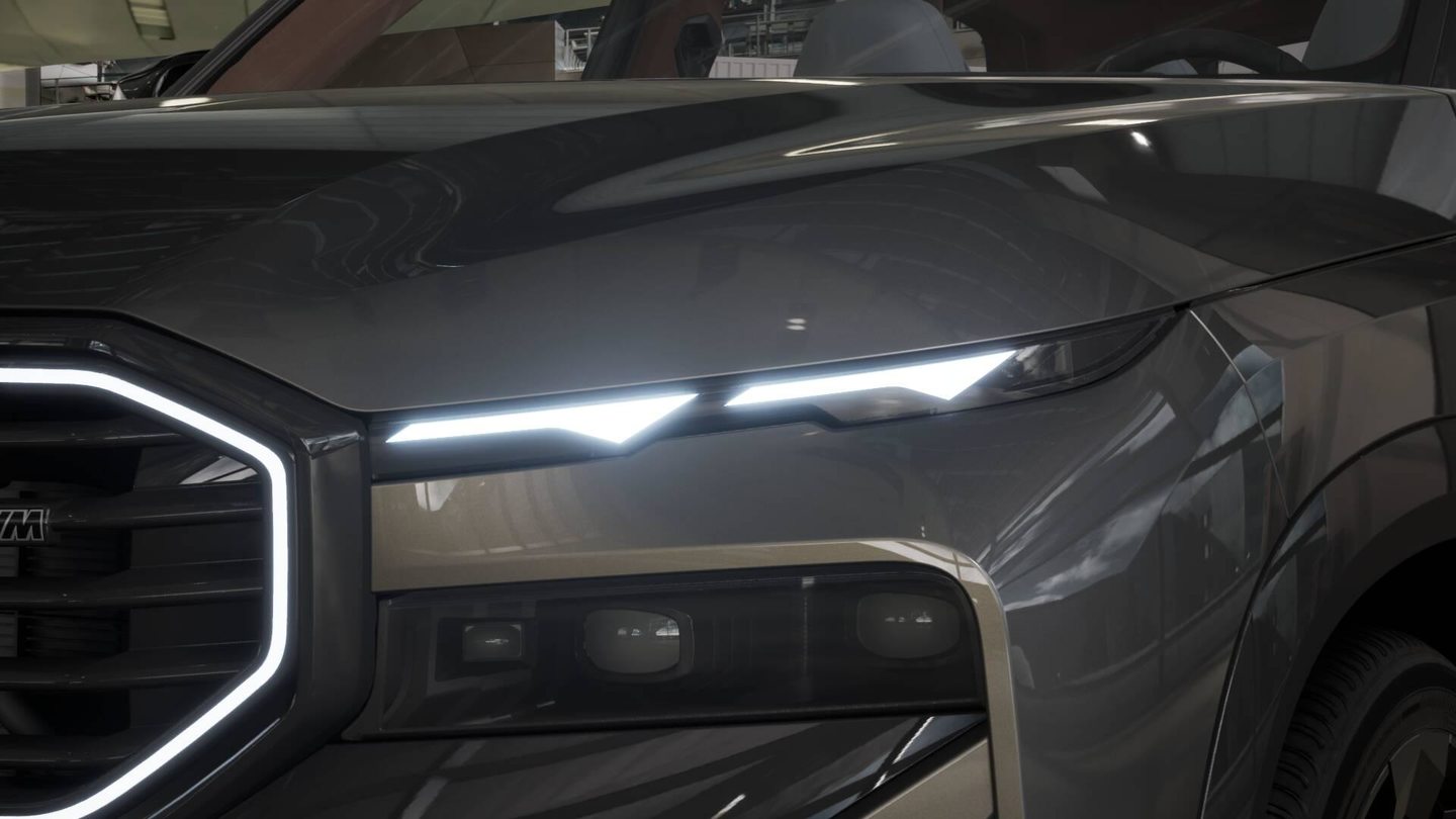 BMW XM 50e Plug-in Hybrid, Plug-in-Hybrid Benzin/Elektro, Neuwagen, Automatik - 6