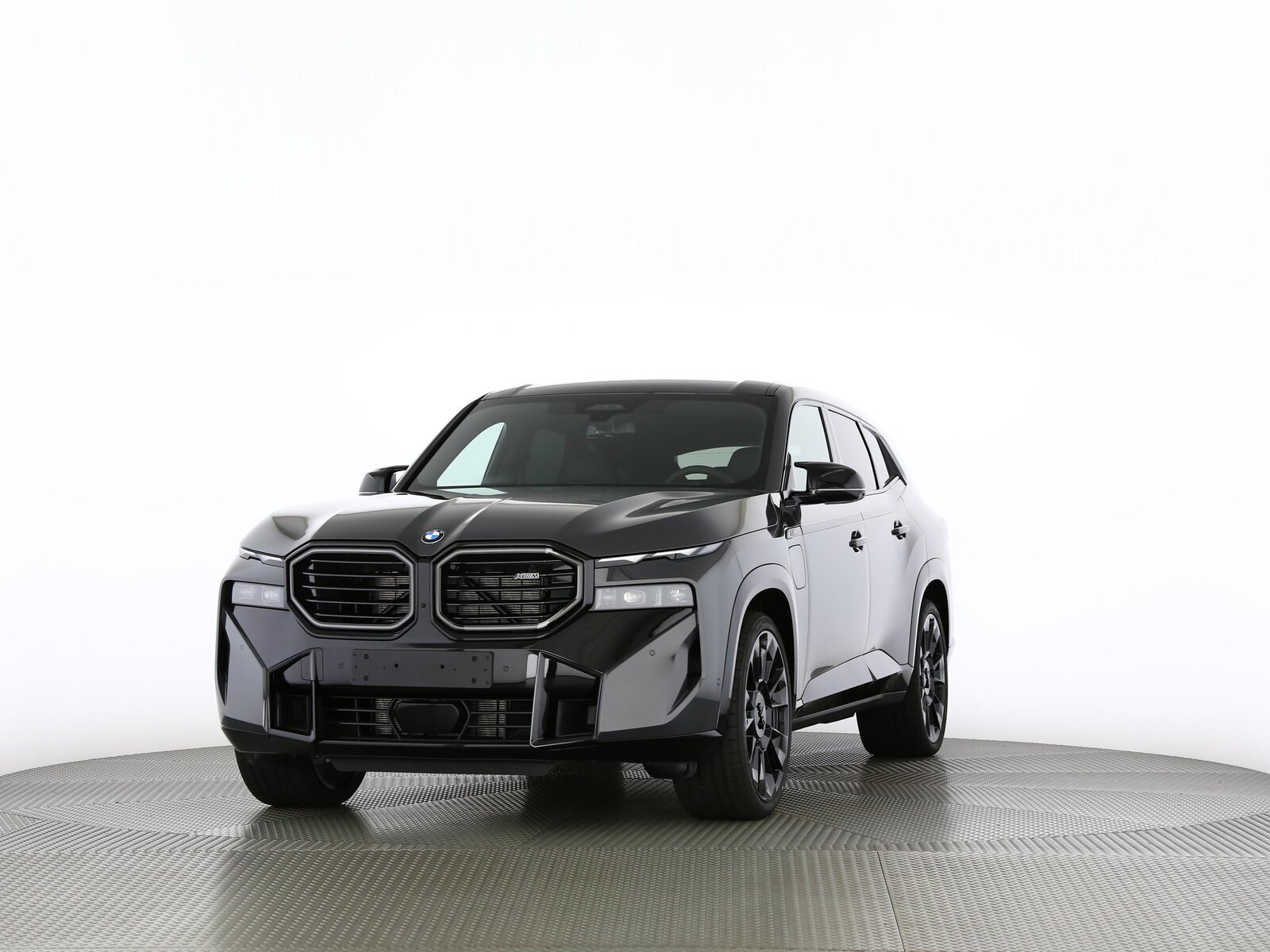 BMW XM 50e Plug-in Hybrid