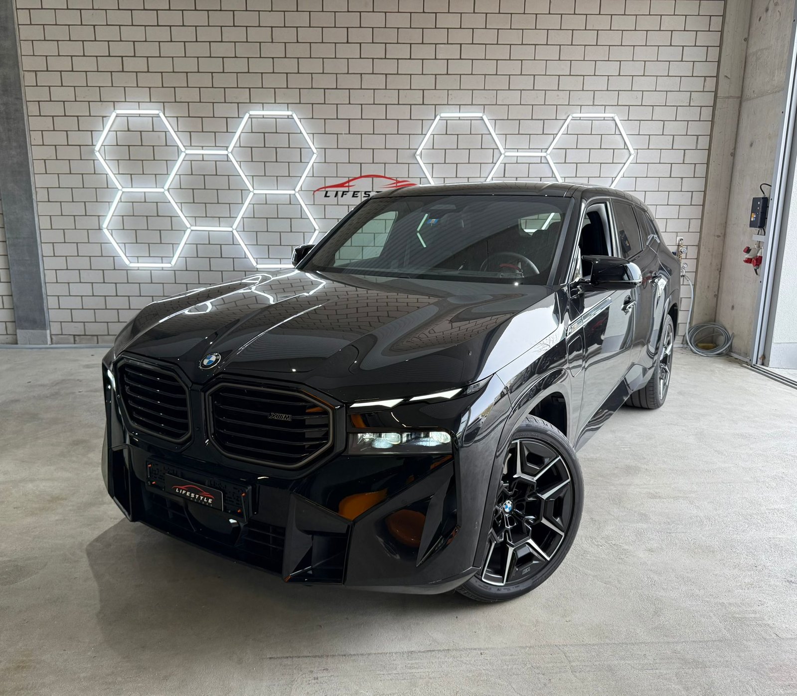 BMW XM PHEV Steptronic