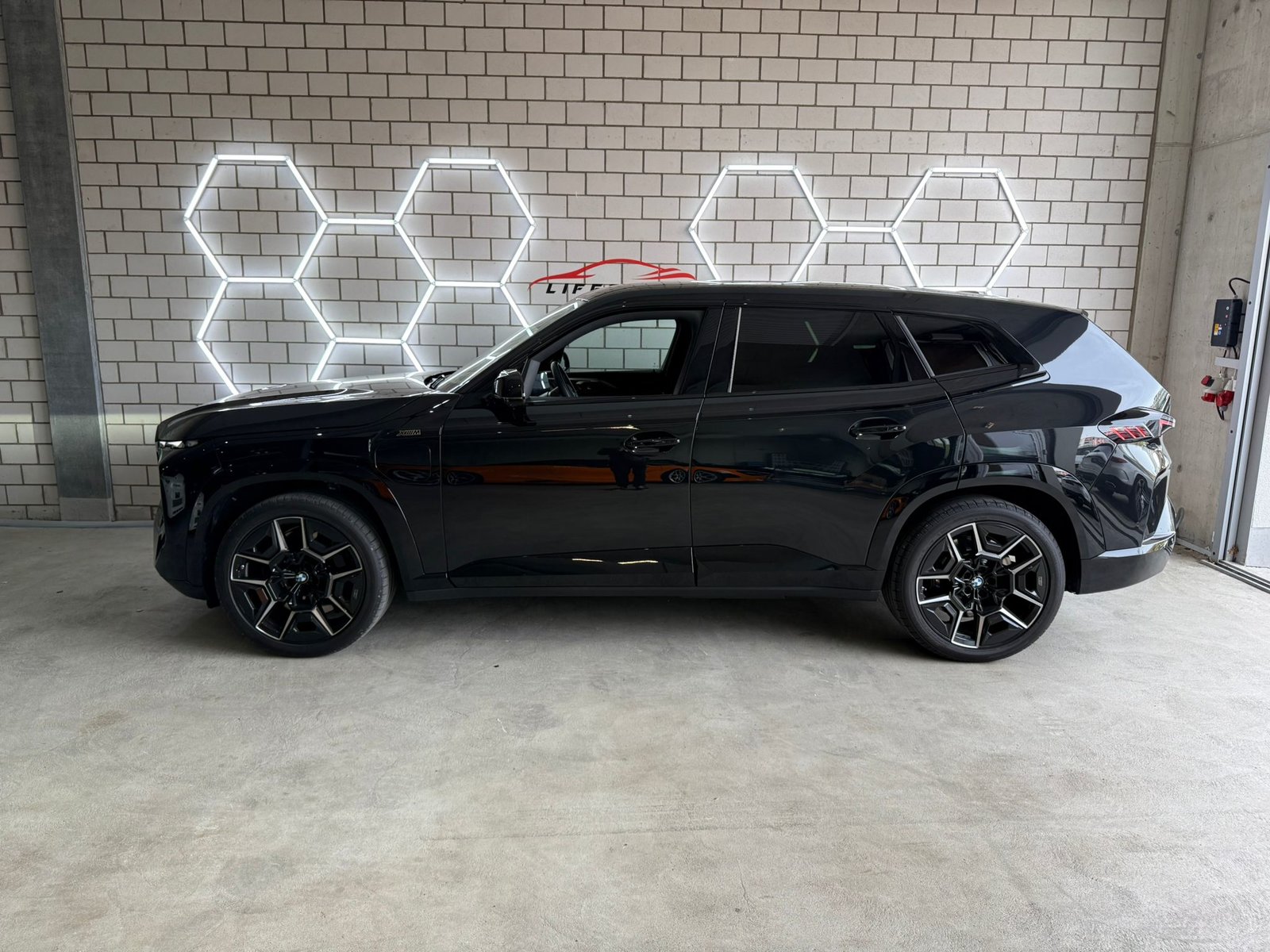 BMW XM PHEV Steptronic, Plug-in-Hybrid Benzina/Elettrica, Occasioni / Usate, Automatico - 2