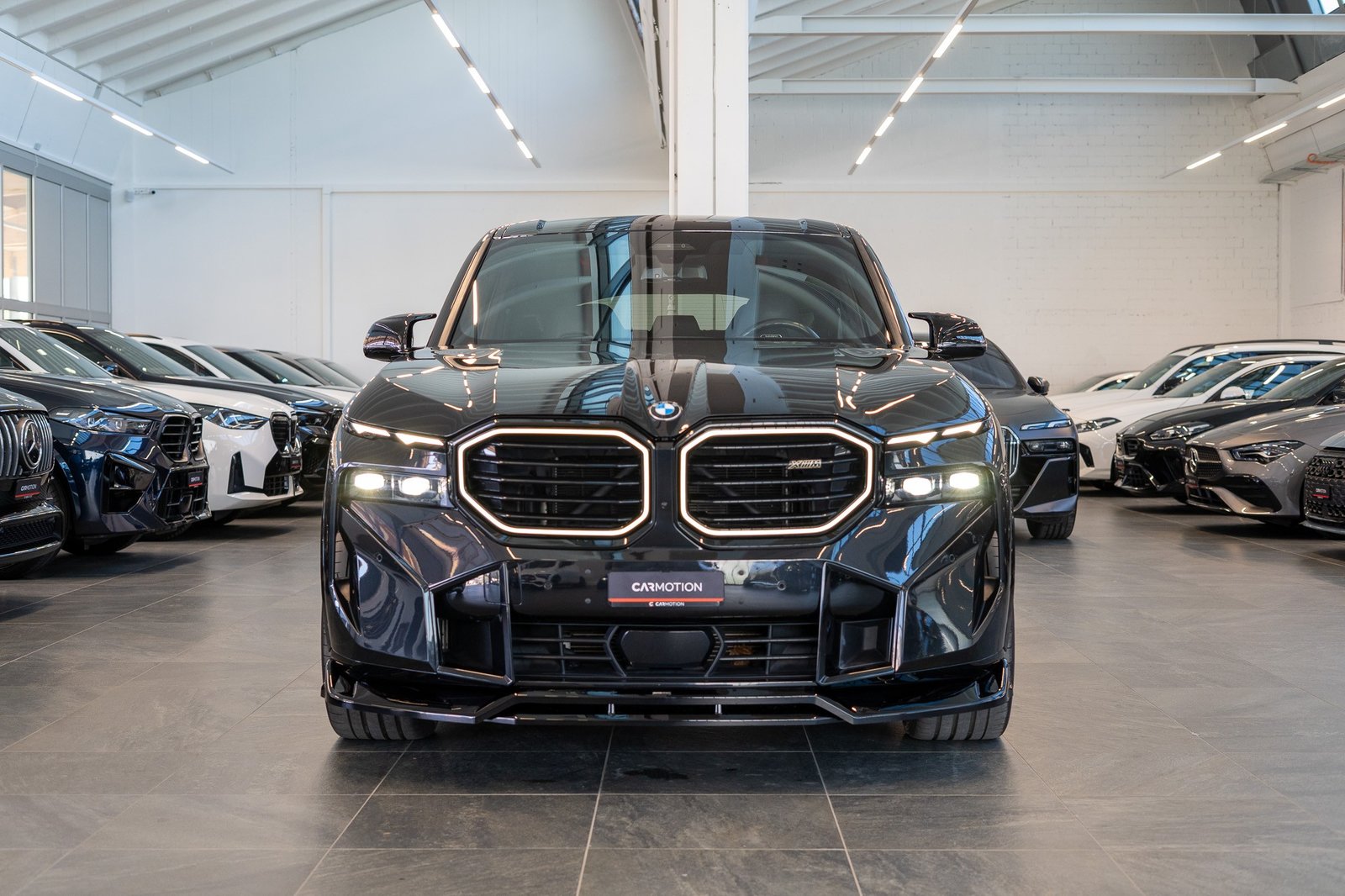BMW XM PHEV / CH-Fahrzeug / Maxton Design / Head-Up, Plug-in-Hybrid Petrol/Electric, Second hand / Used, Automatic - 2