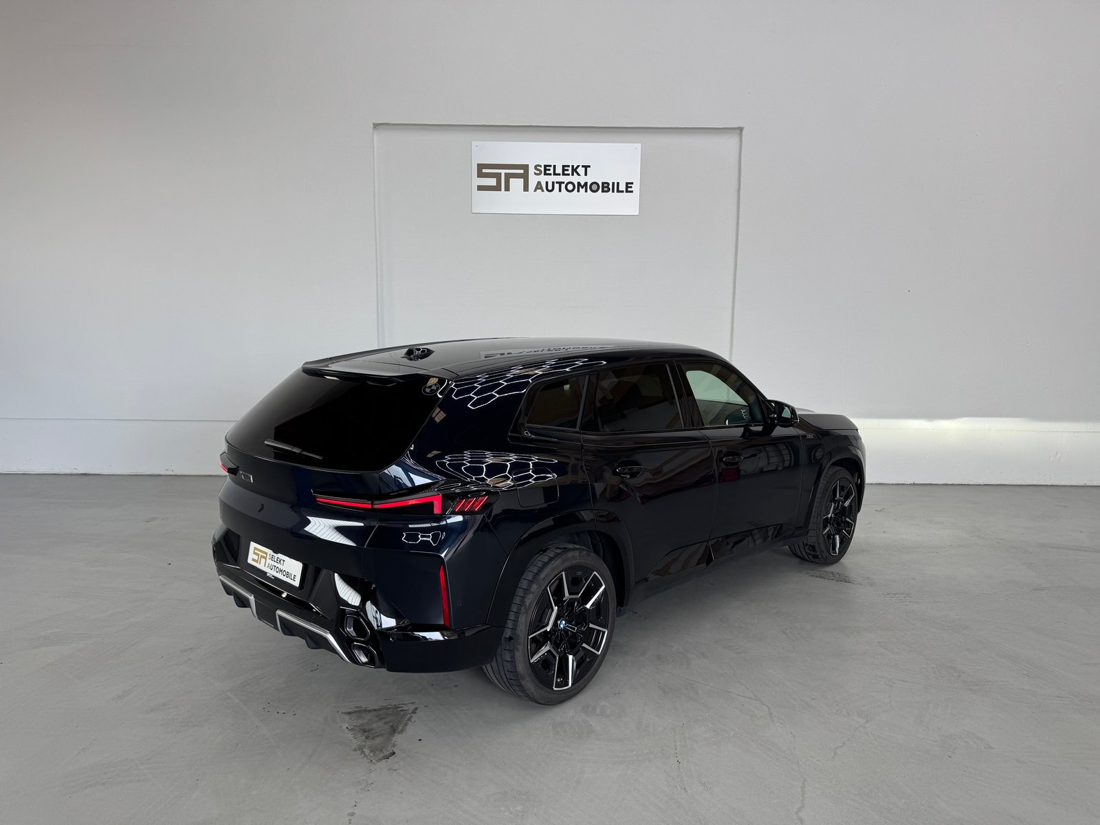 BMW XM 50e PHEV Steptronic, Plug-in-Hybrid Petrol/Electric, Second hand / Used, Automatic - 6