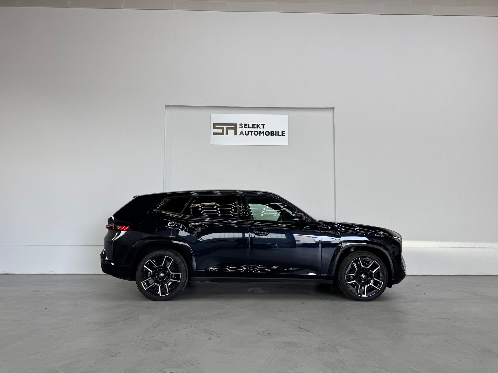 BMW XM 50e PHEV Steptronic, Plug-in-Hybrid Petrol/Electric, Second hand / Used, Automatic - 7