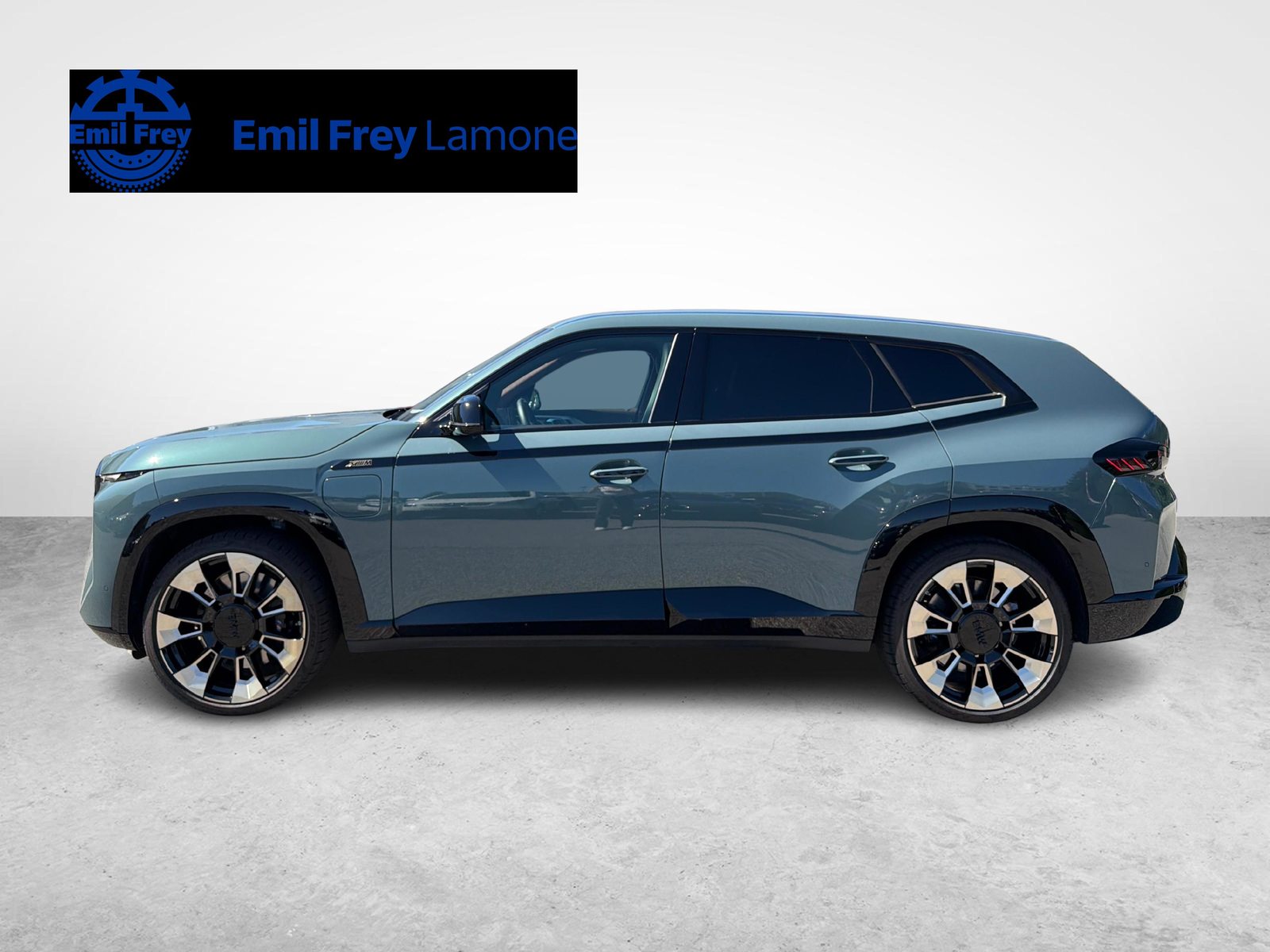 BMW XM Plug-in Hybrid, Plug-in-Hybrid Petrol/Electric, Second hand / Used, Automatic - 3