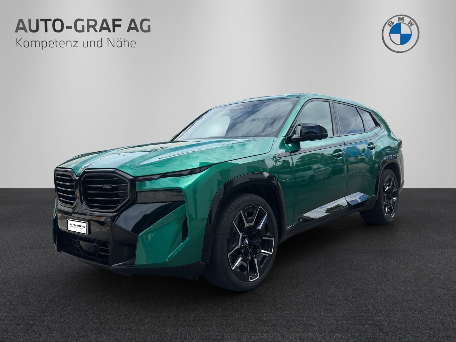 BMW XM 50e Plug-in Hybrid