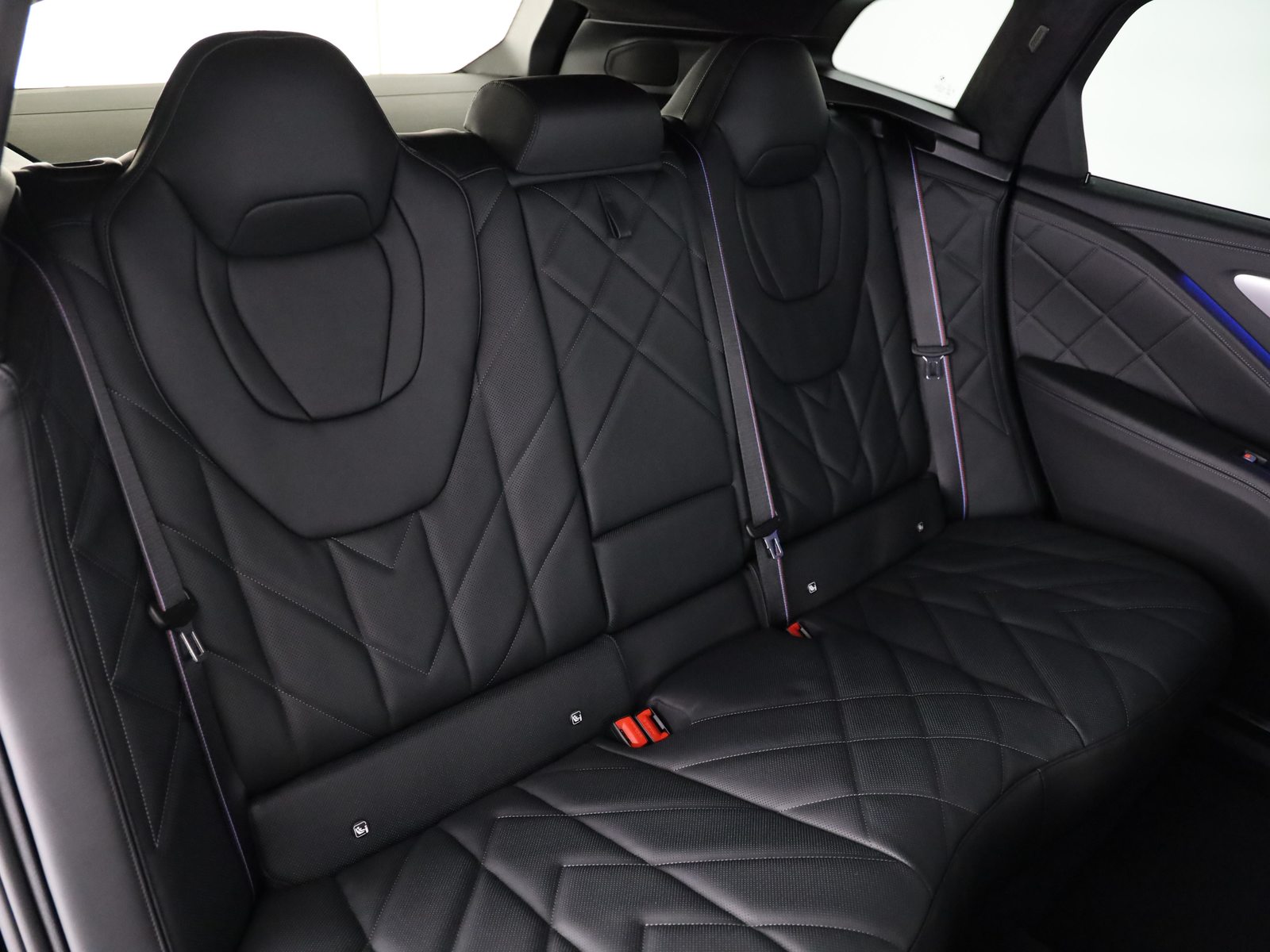 BMW XM 50e Plug-in Hybrid, Plug-in-Hybrid Benzina/Elettrica, Auto dimostrativa, Automatico - 6