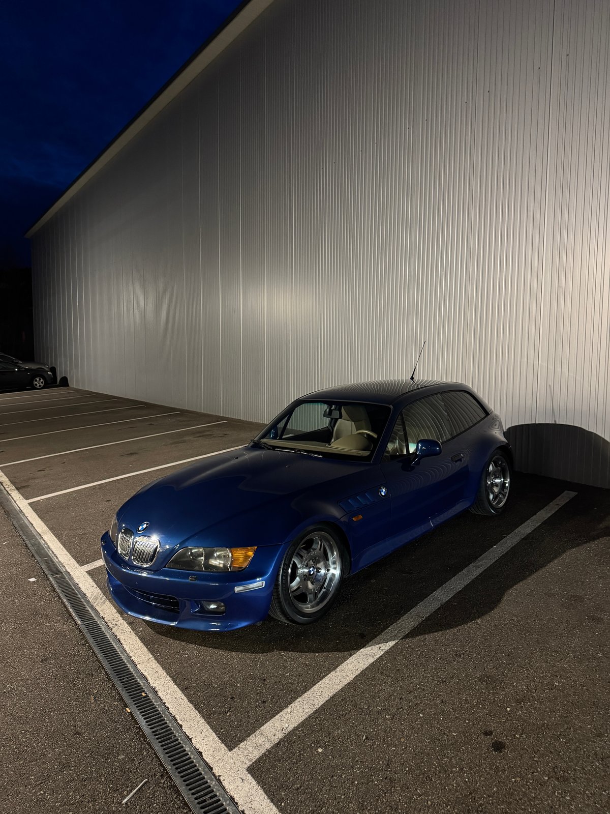 BMW Z3 2.8i Coupé *Topasblau - Braunleder*