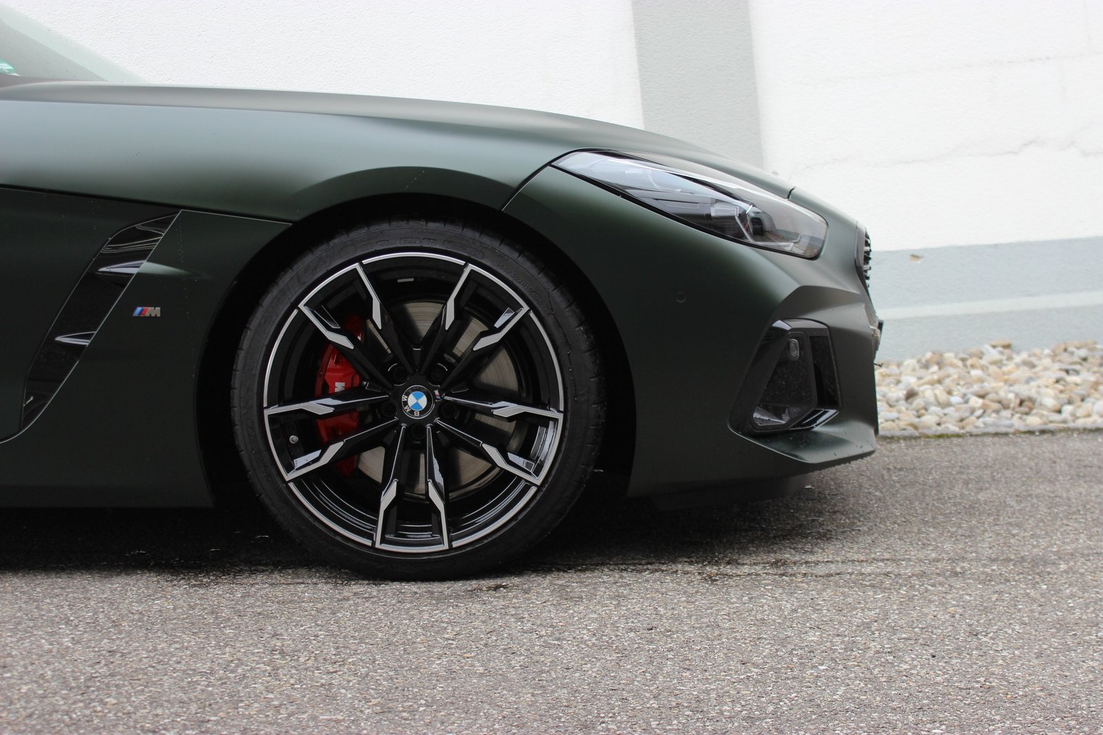 BMW Z4 M40i *FROZEN DEEP GREEN metallic*, Benzin, Occasion / Gebraucht, Automatik - 7