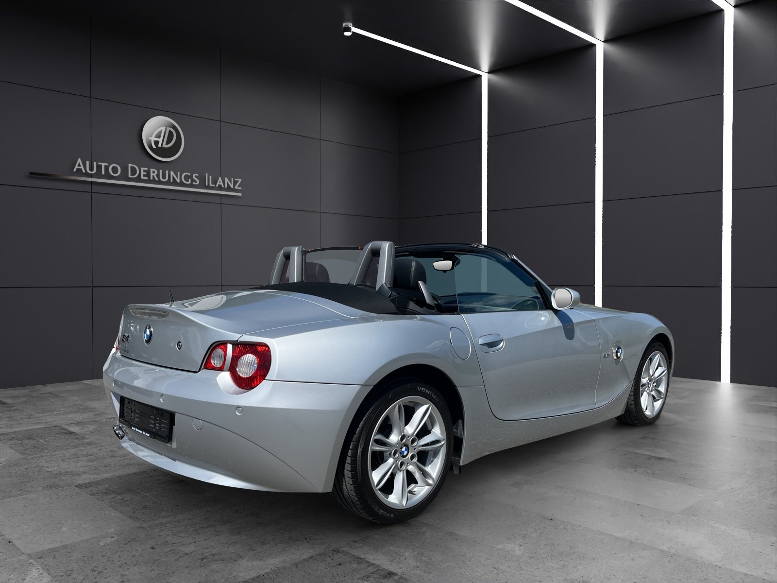 BMW Z4 2.2i Roadster, Petrol, Second hand / Used, Manual - 3