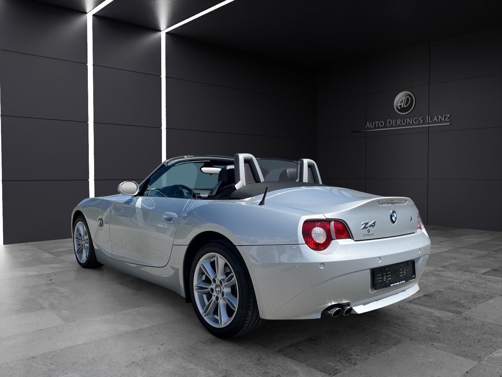 BMW Z4 2.2i Roadster, Petrol, Second hand / Used, Manual - 4