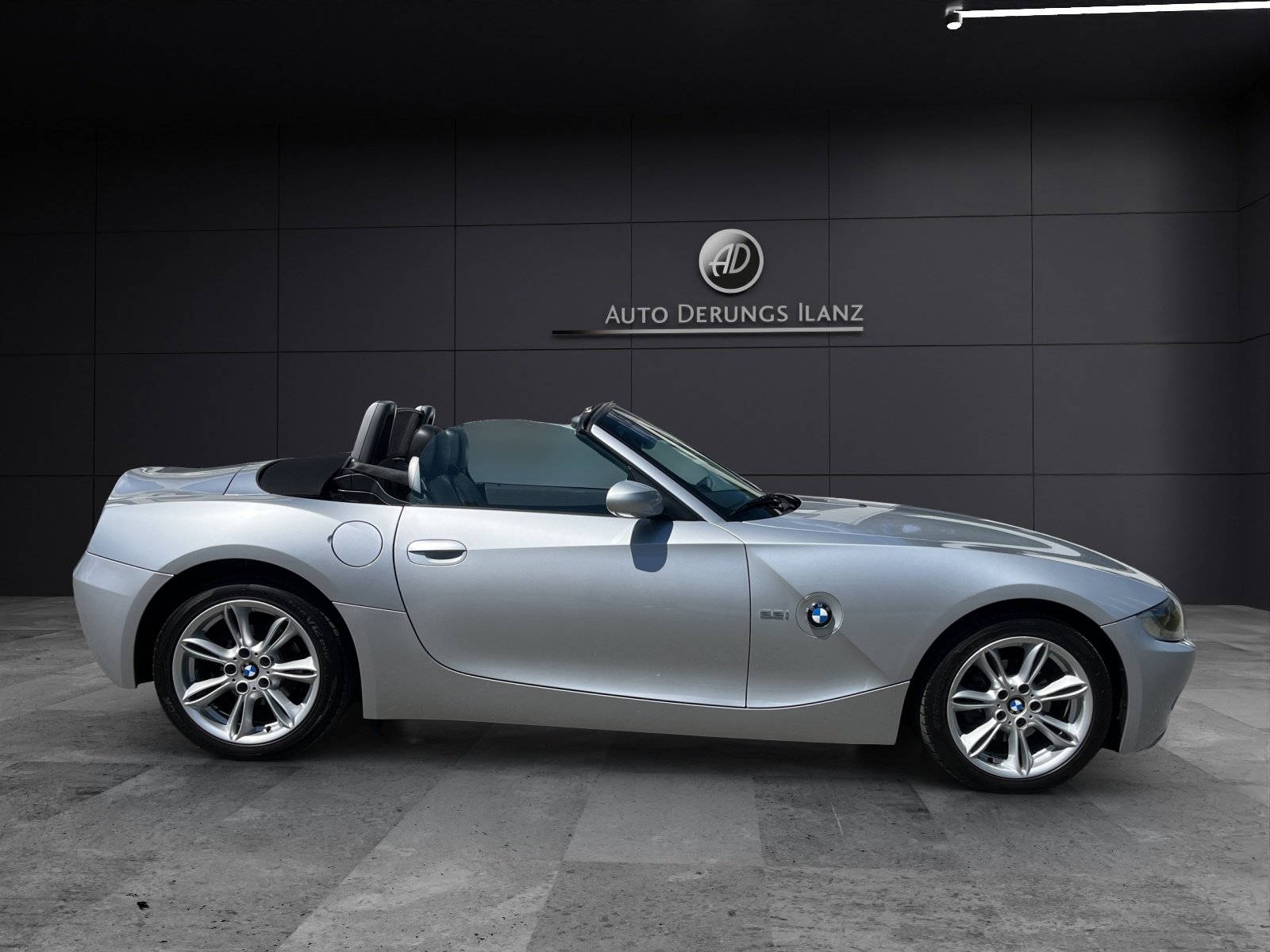 BMW Z4 2.2i Roadster, Petrol, Second hand / Used, Manual - 6
