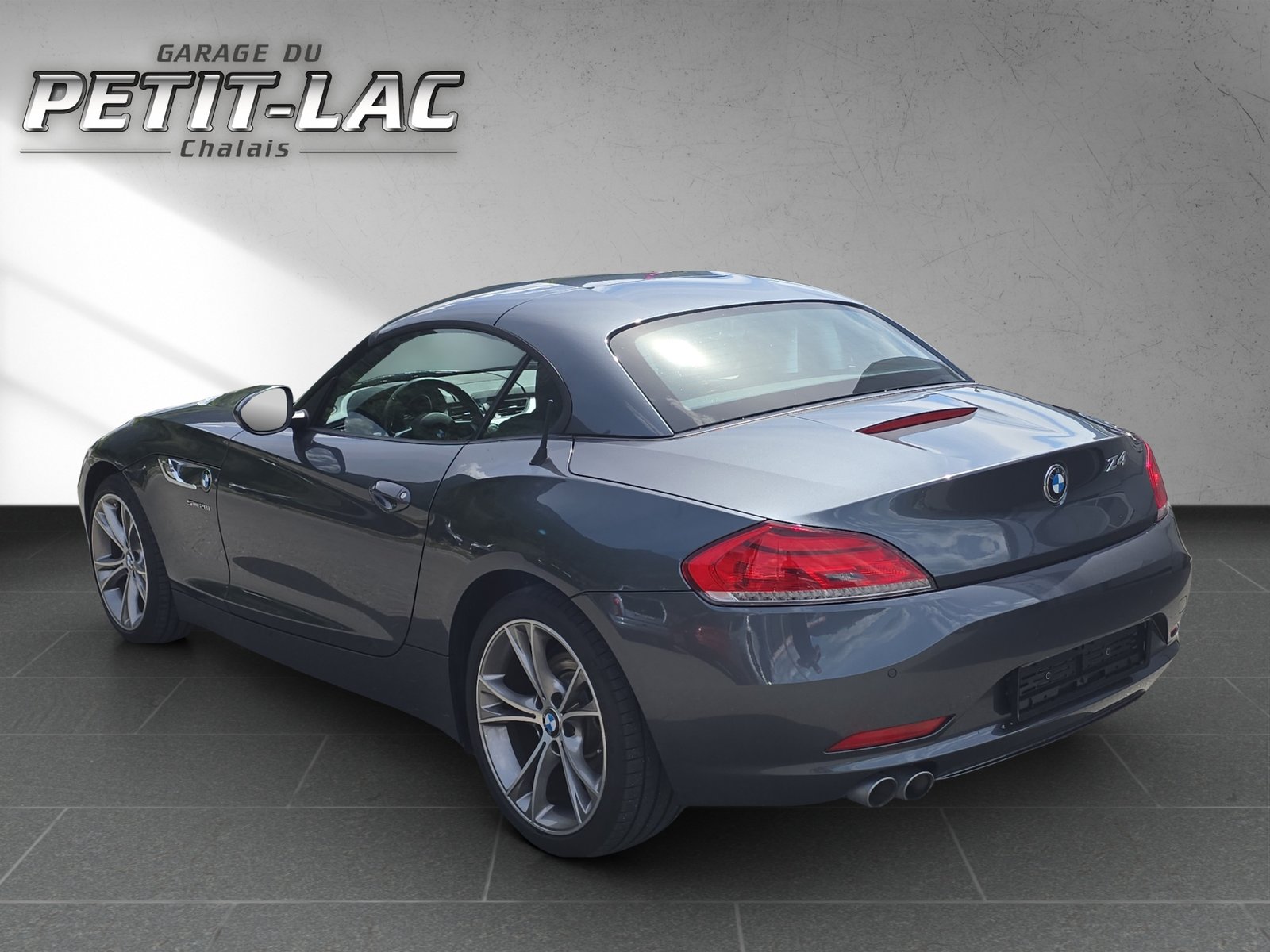 BMW Z4 sDrive20i, Petrol, Second hand / Used, Manual - 5