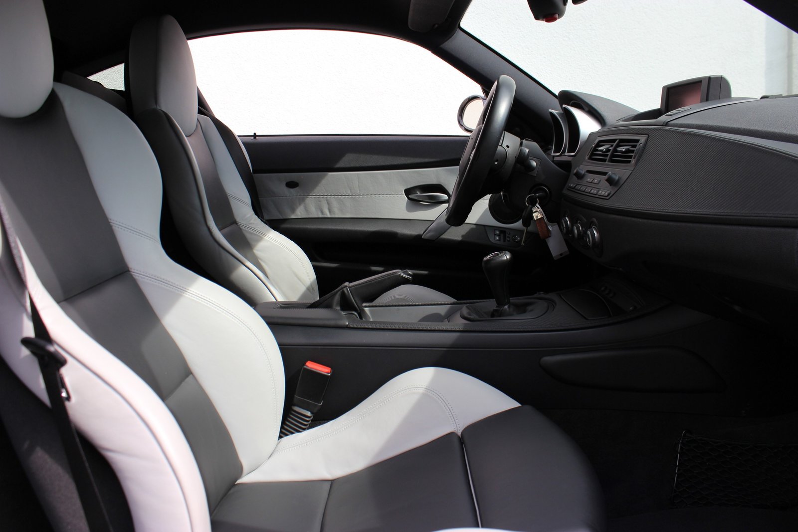 BMW Z4 M Coupé *CARBONSCHWARZ*, Petrol, Second hand / Used, Manual - 4