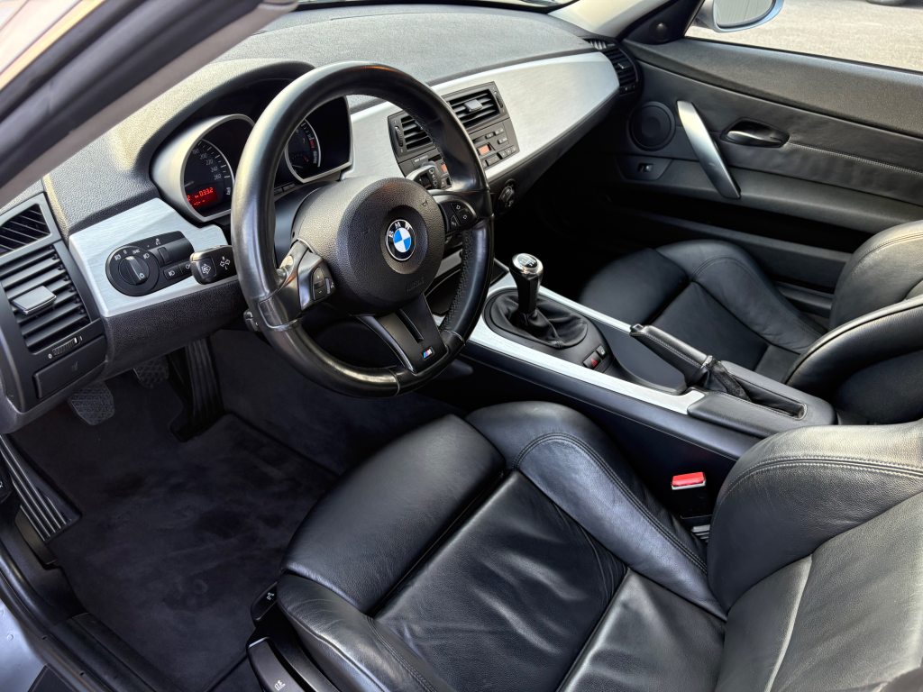 BMW Z4 3.0si, Petrol, Second hand / Used, Manual - 6