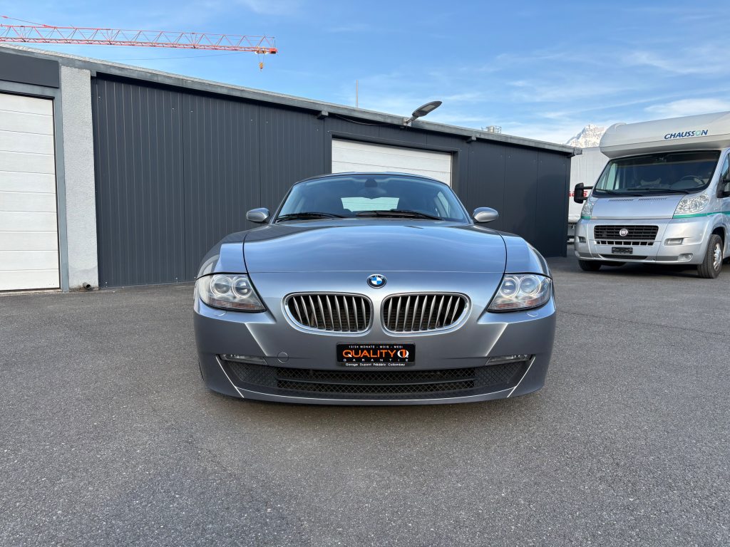 BMW Z4 3.0si, Petrol, Second hand / Used, Manual - 2